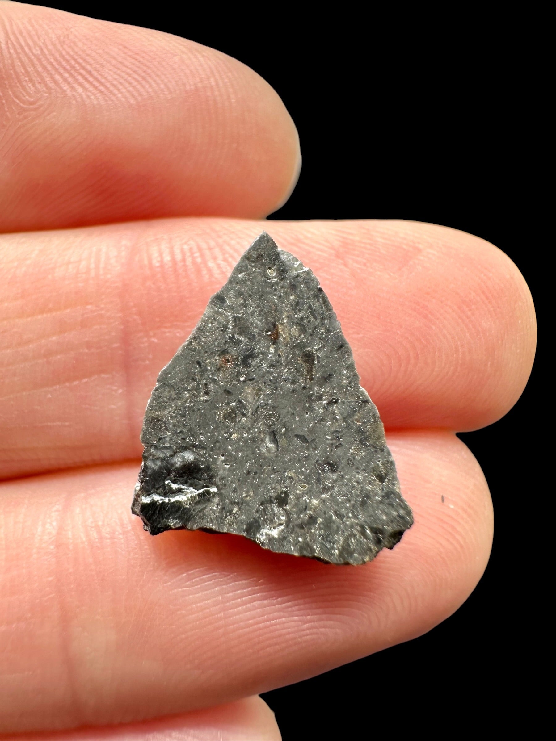 Lunar meteorite NWA 17865 – 0,7g – Algeria - MENWL23