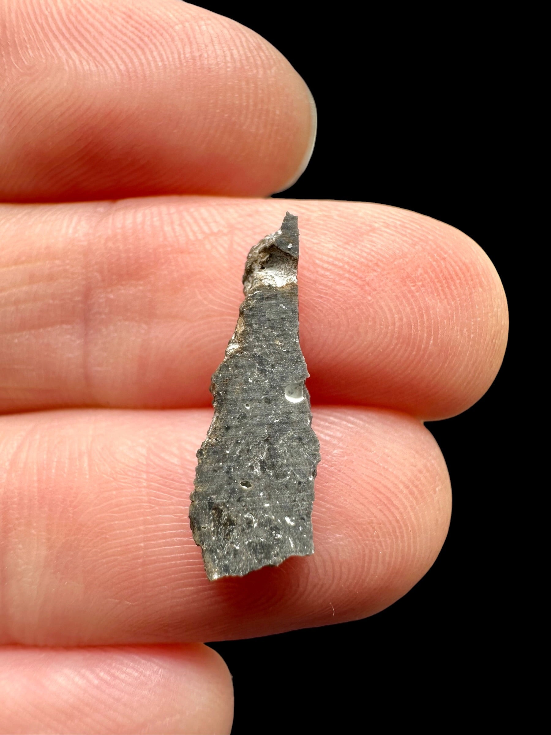 Lunar meteorite NWA 17865 – 0,3g – Algeria - MENWL24