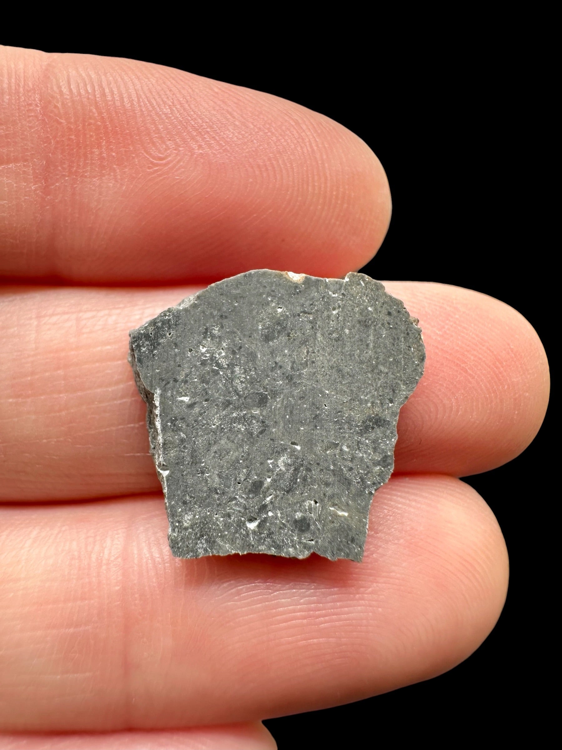 Lunar meteorite NWA 17865 – 1,2g – Algeria - MENWL25