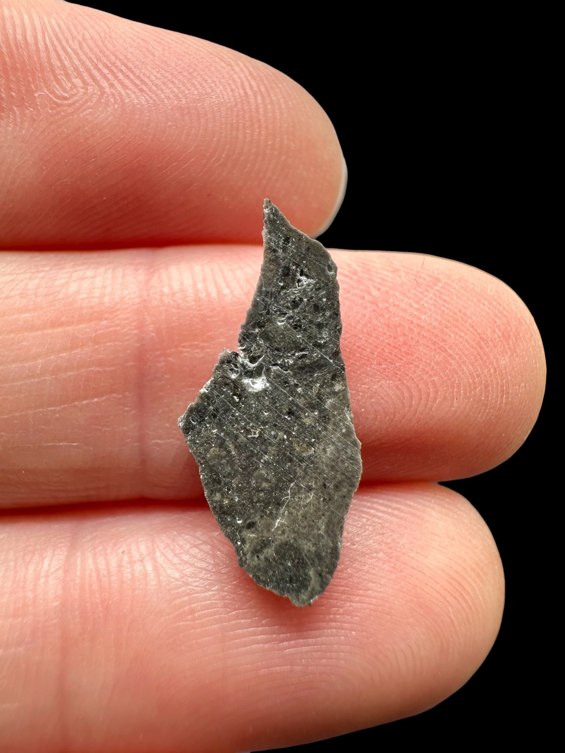 Lunar meteorite NWA 17865 – 0,5g – Algeria - MENWL30