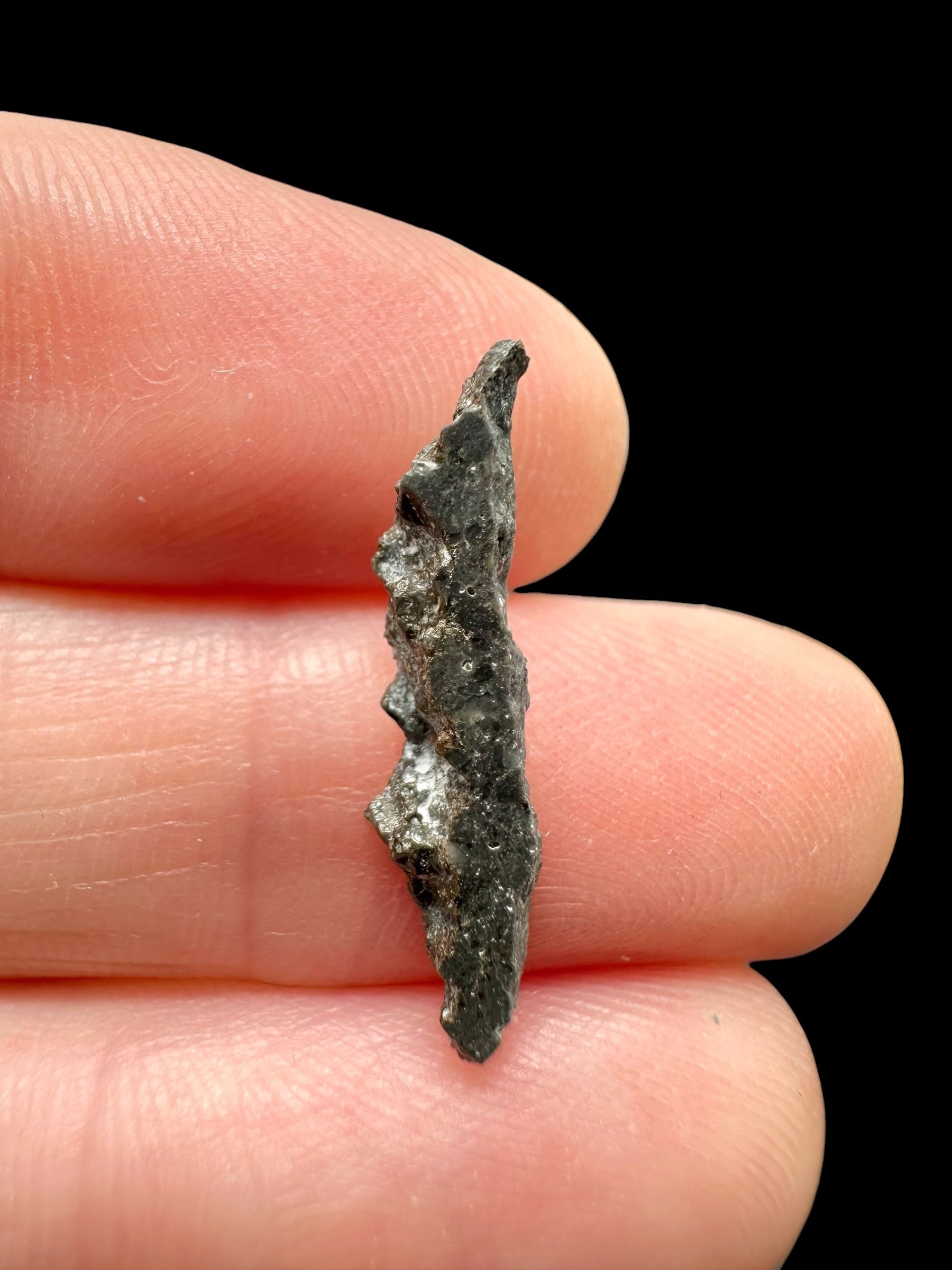 Lunar meteorite NWA 17865 – 0,2g – Algeria - MENWL31