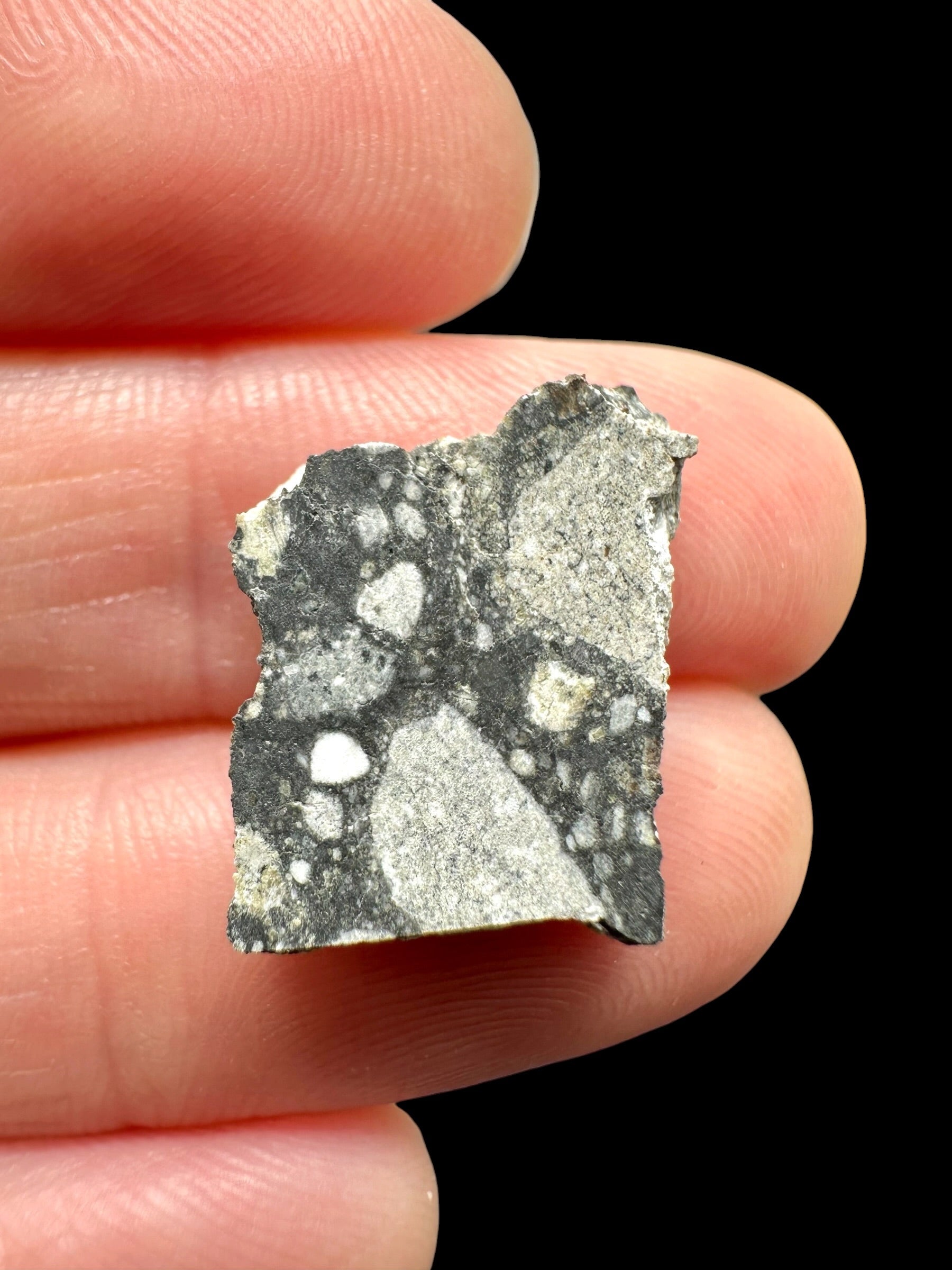 Lunar meteorite Ouargla 008 – 1,2g – Algeria - MEOU17