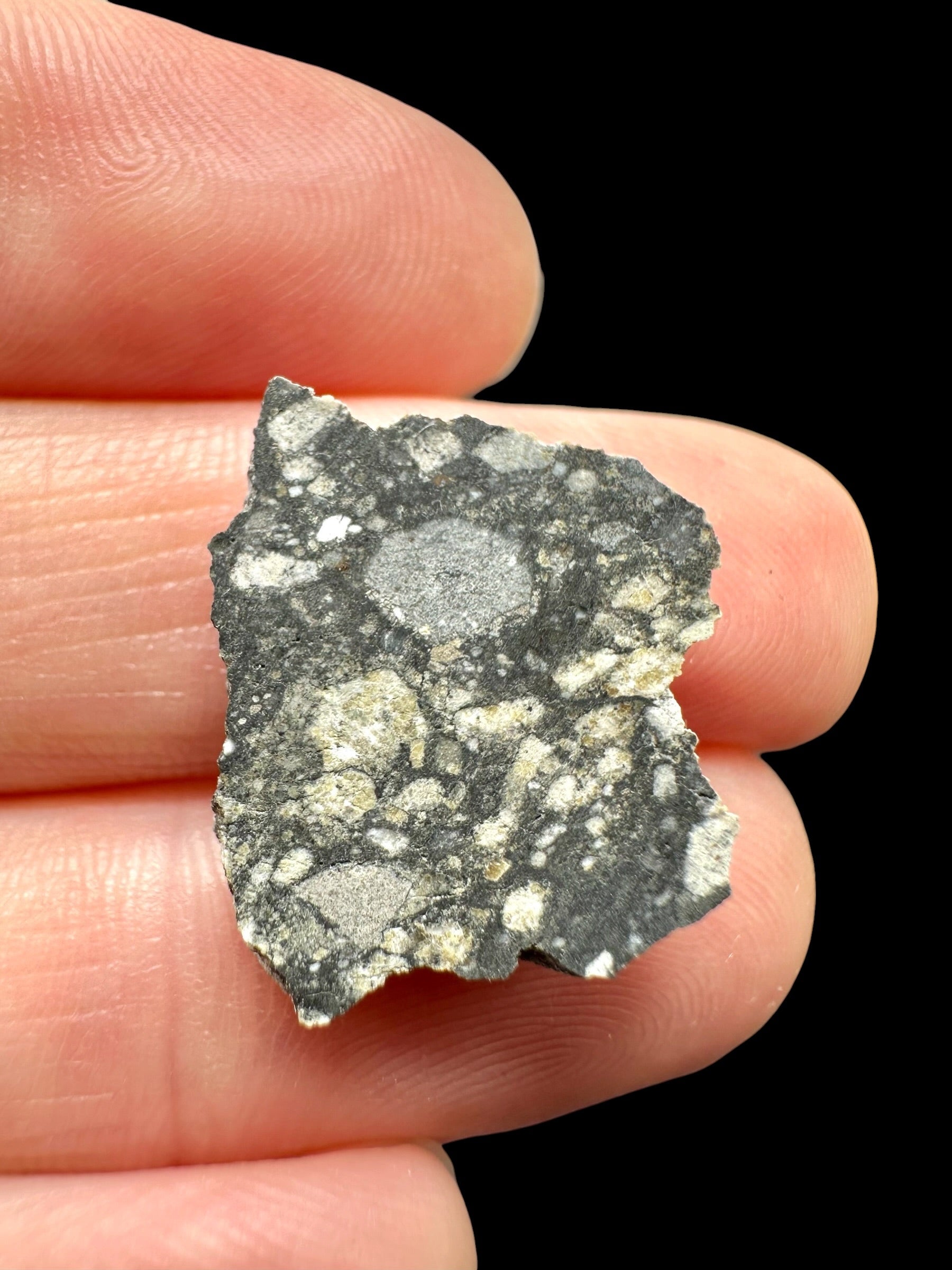 Lunar meteorite Ouargla 008 – 1,4g – Algeria - MEOU21