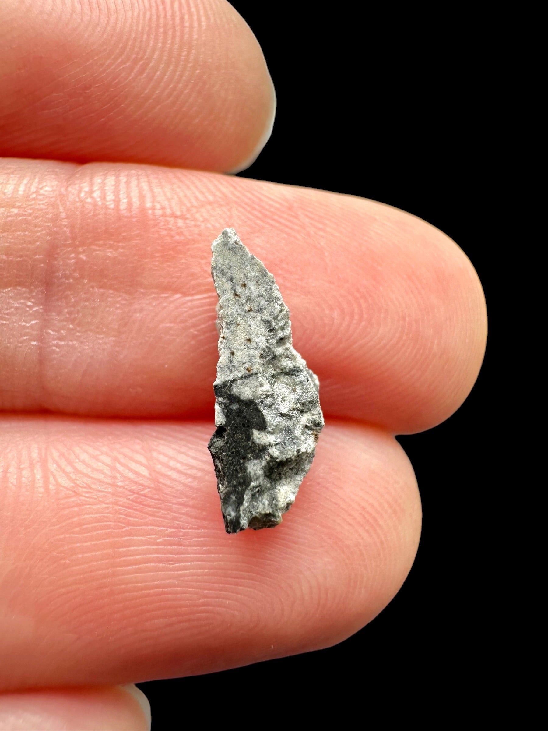 Lunar meteorite Ouargla 008 – 0,2g – Algeria - MEOU24
