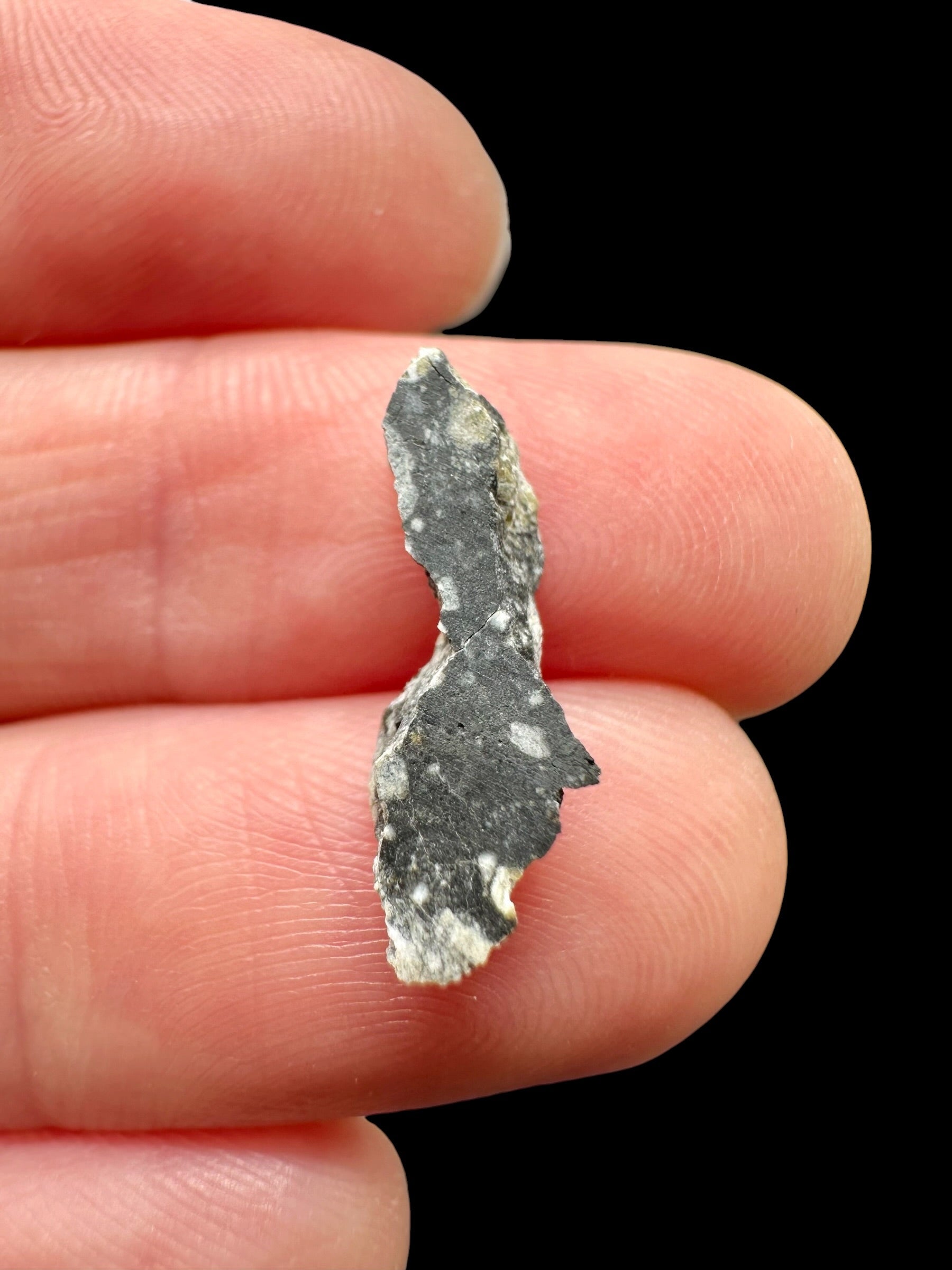 Lunar meteorite Ouargla 008 – 0,3g – Algeria - MEOU30