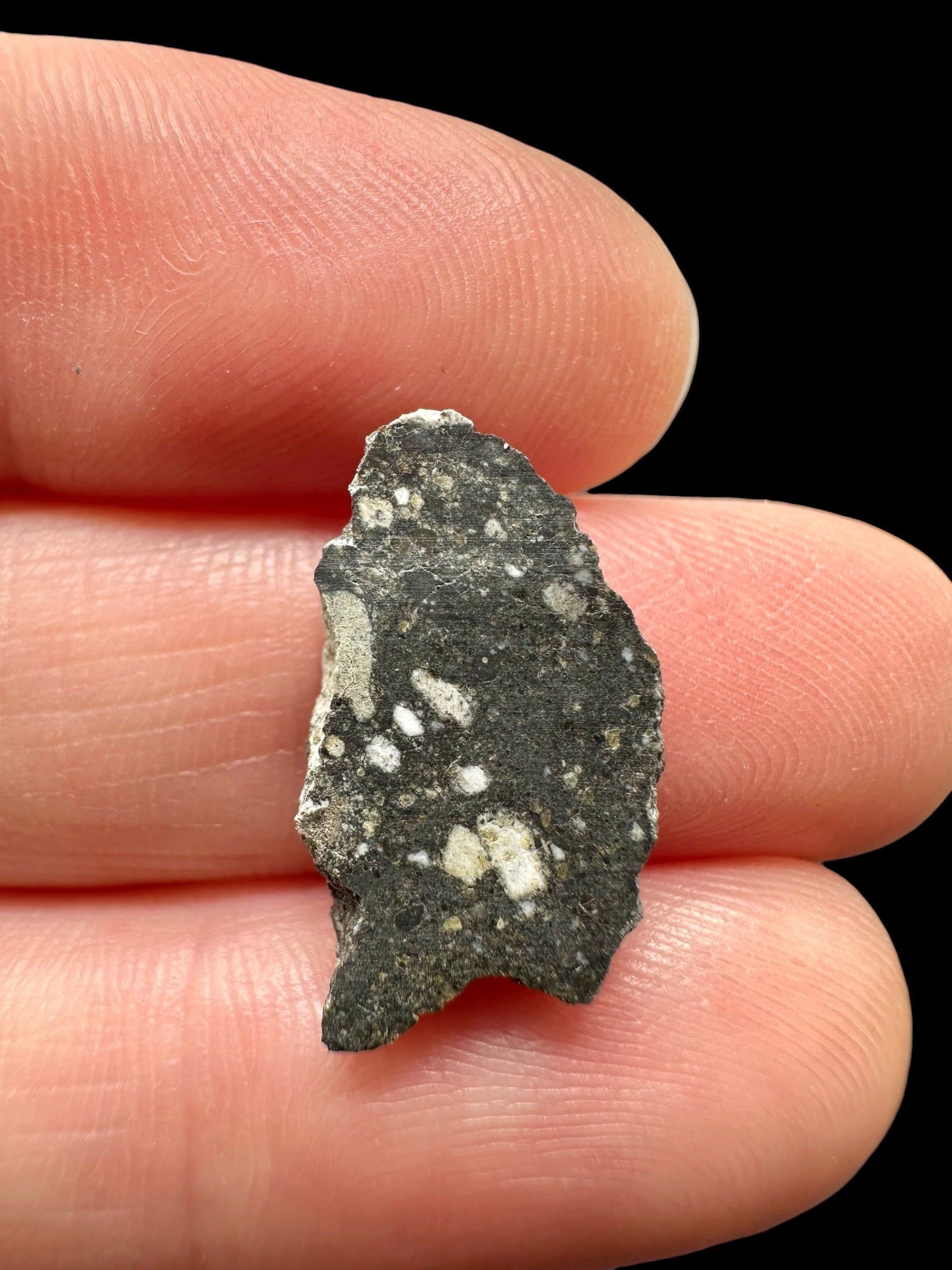 Lunar meteorite Ouargla 008 – 1,1g – Algeria - MEOU31
