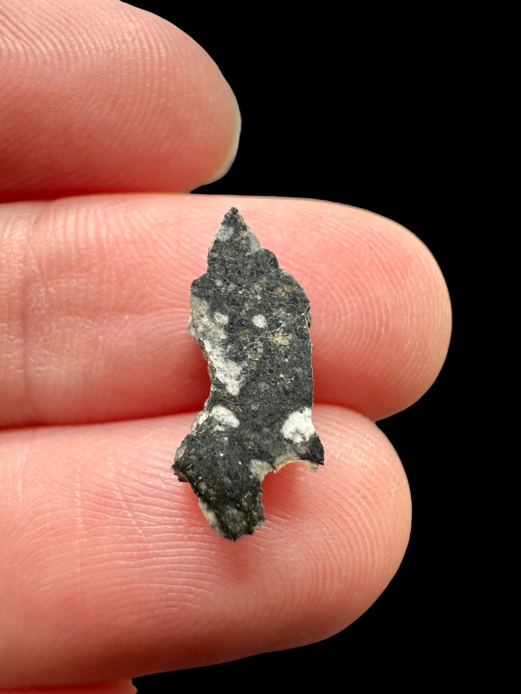 Lunar meteorite Ouargla 008 – 0,3g – Algeria - MEOU33