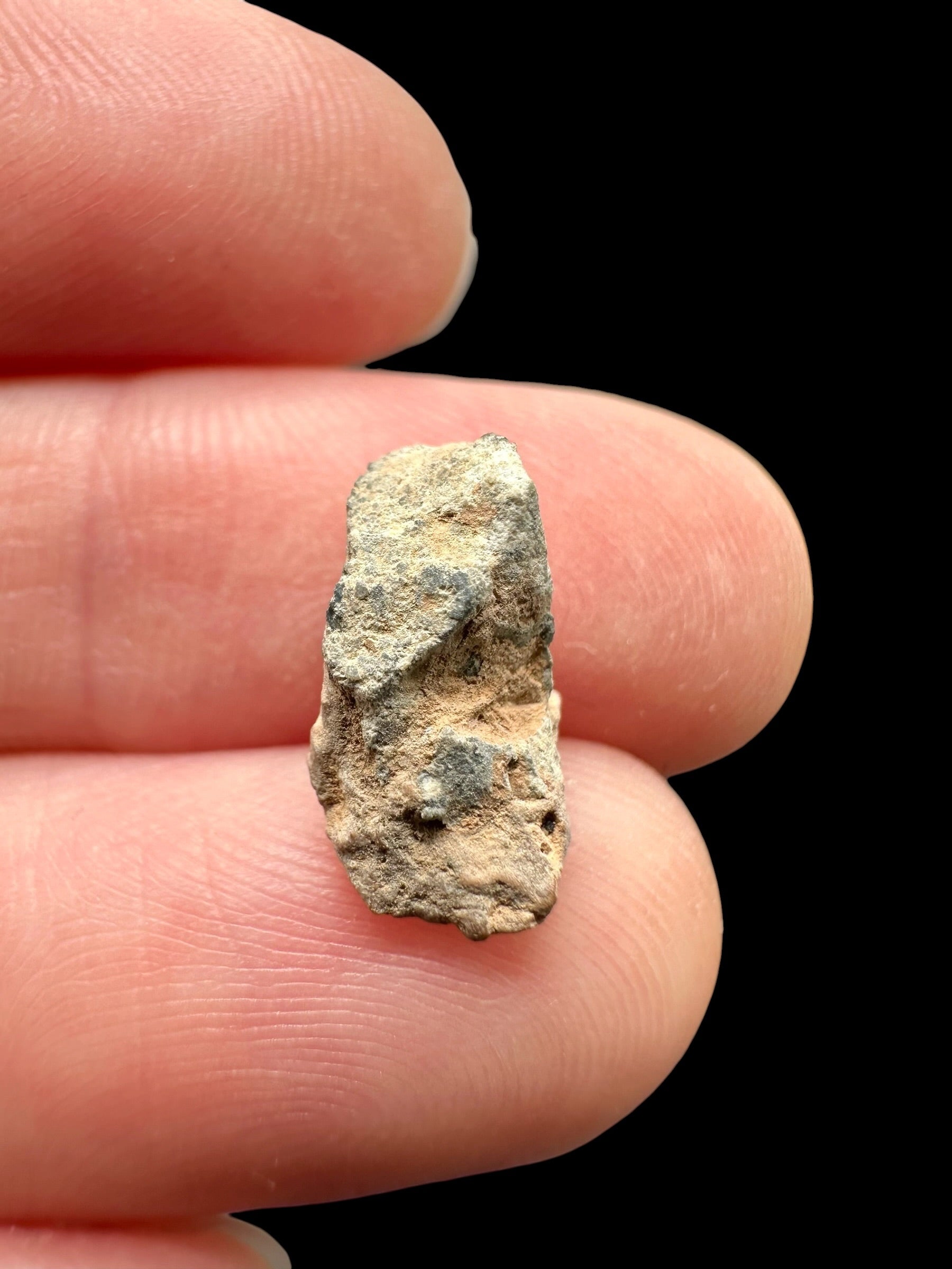 Lunar meteorite Bechar 007 – 0,4g – Algeria