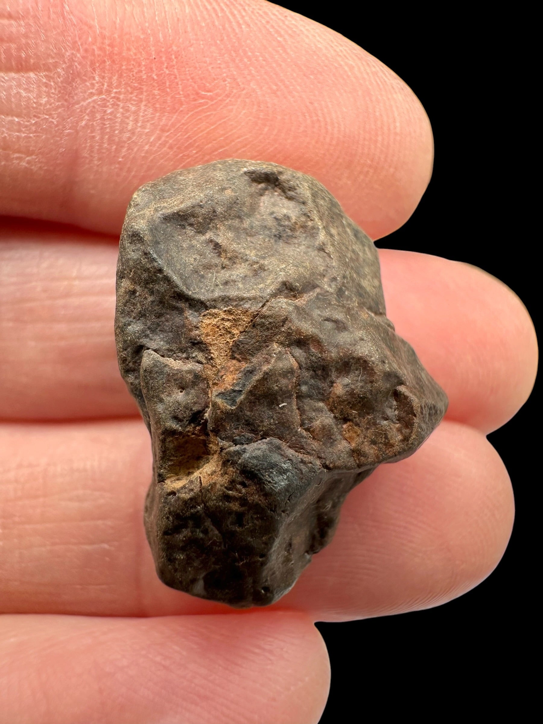 Meteorite NWA X (3-5g) – random piece - MENX70