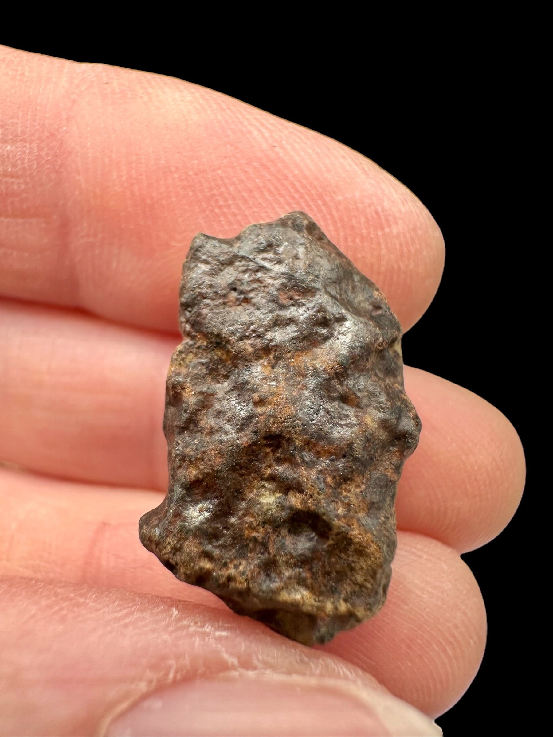Meteorite NWA X (3-5g) – random piece - MENX70