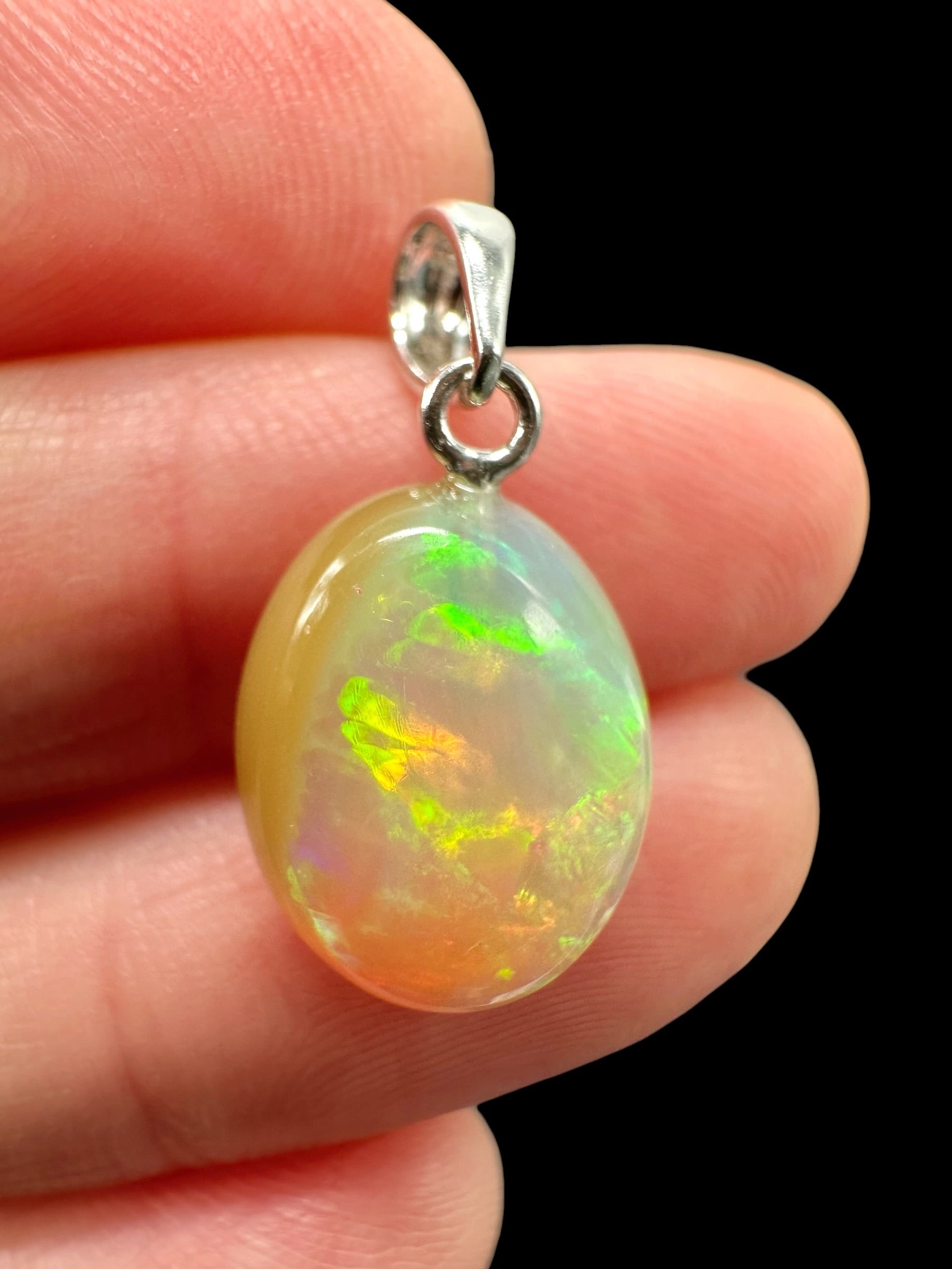 Silver faceted precious opal pendant - SP/OP148