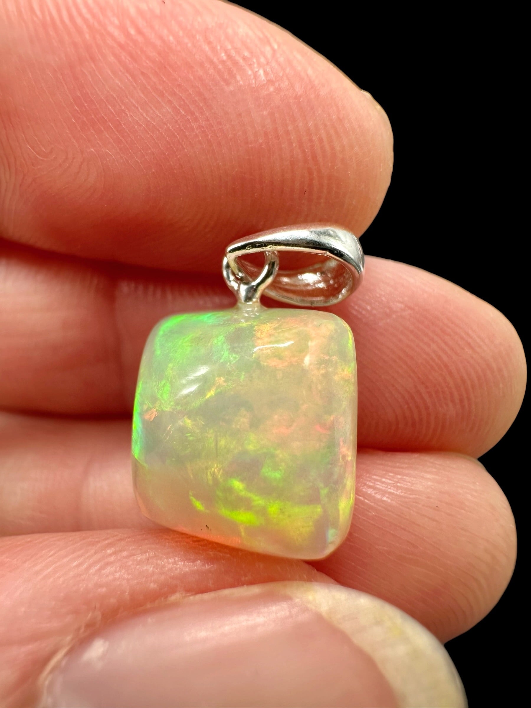 Silver faceted precious opal pendant - SP/OP151