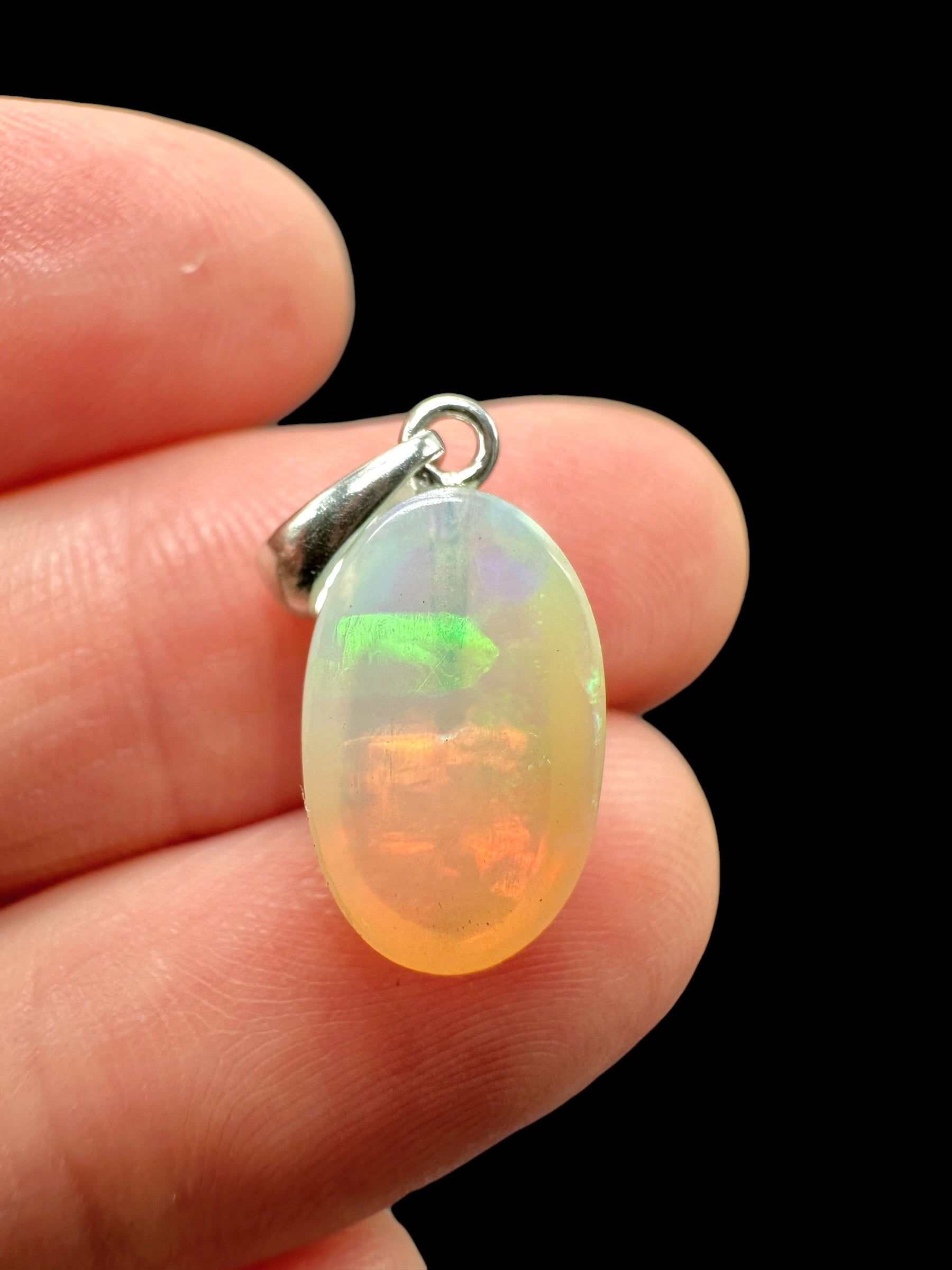 Silver faceted precious opal pendant - SP/OP158