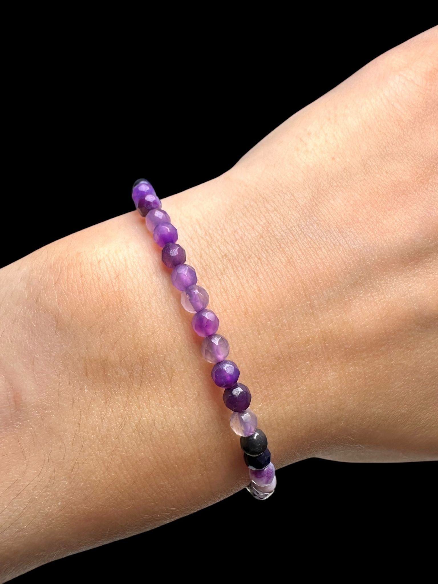 Bracelet made of purple agate 4 mm – Faceted Beads
