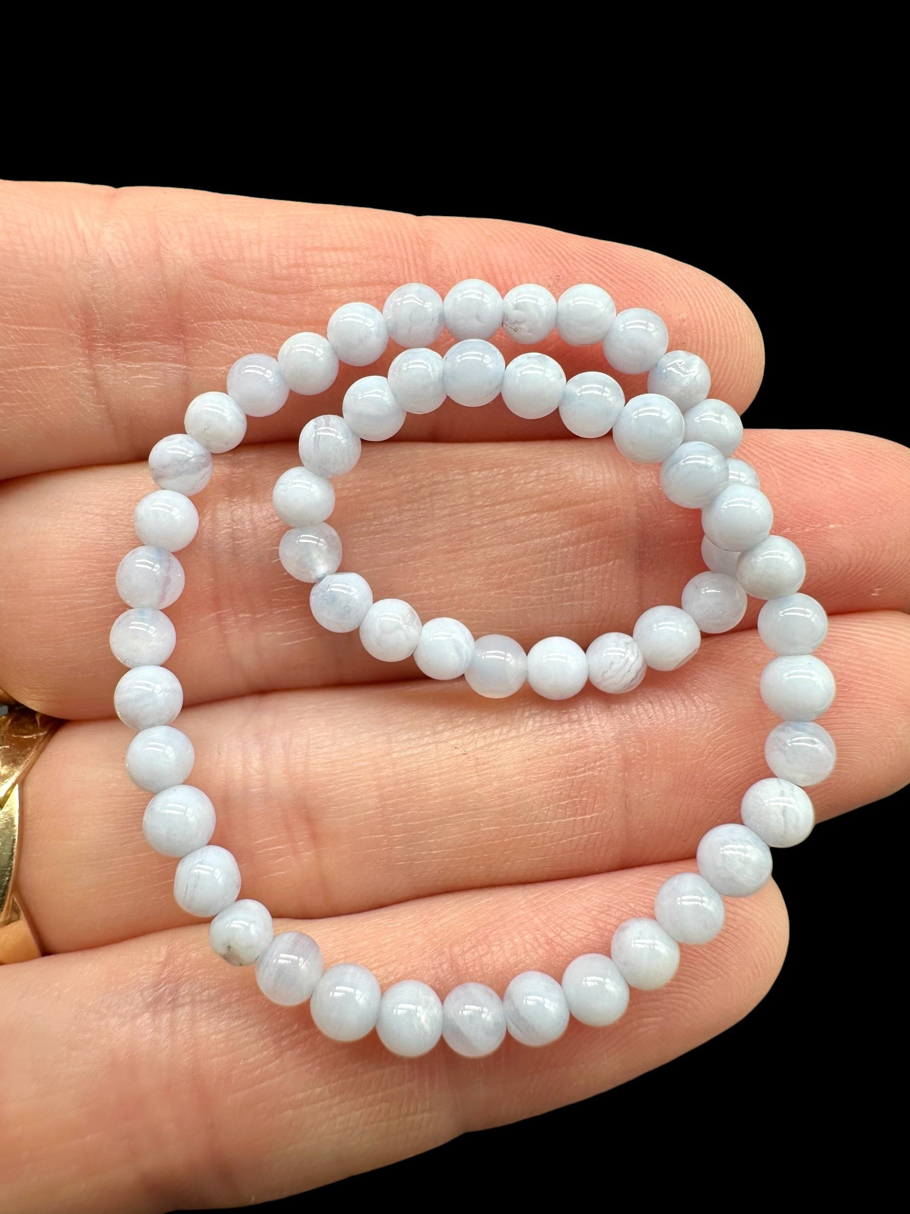 Chalcedony bracelet 3,8 mm - NAR36