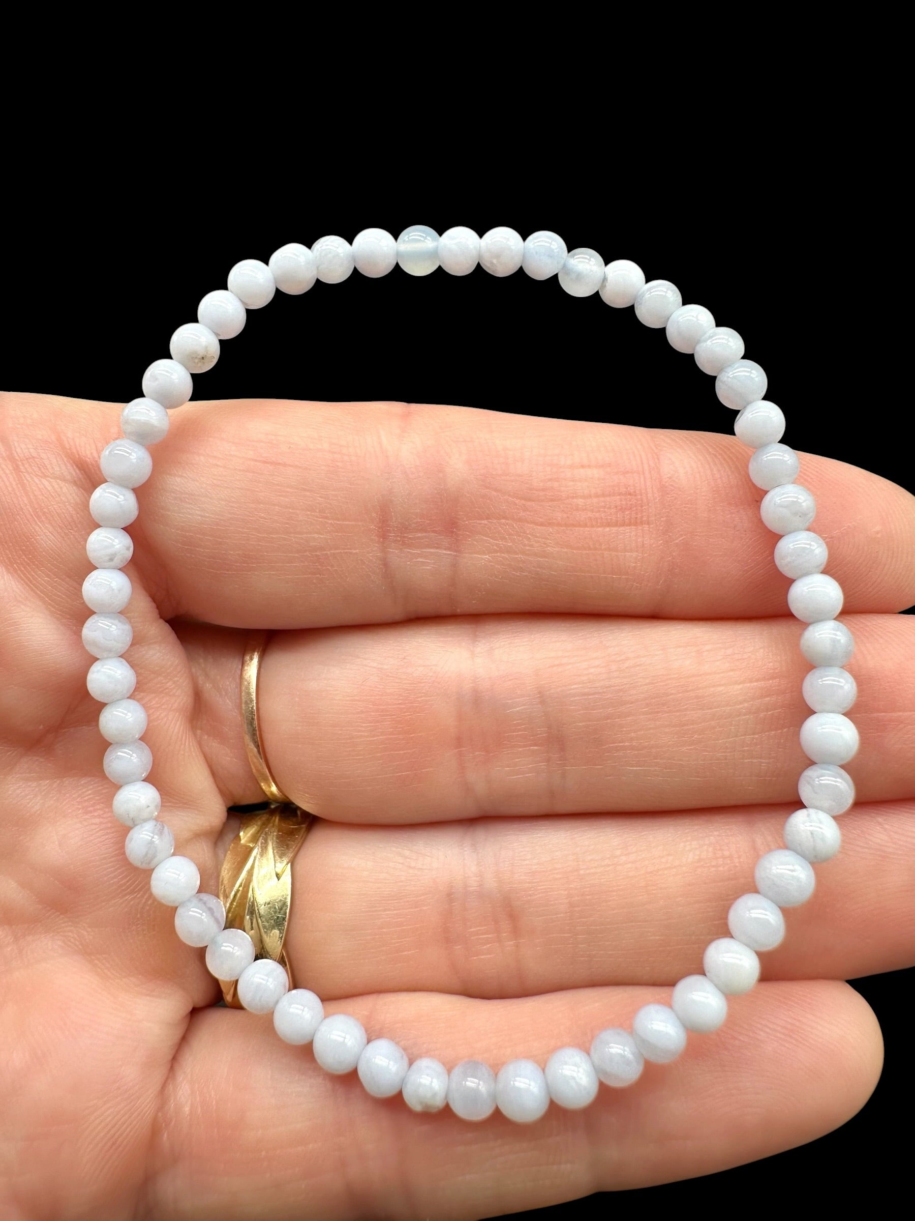 Chalcedony bracelet 3,8 mm - NAR36