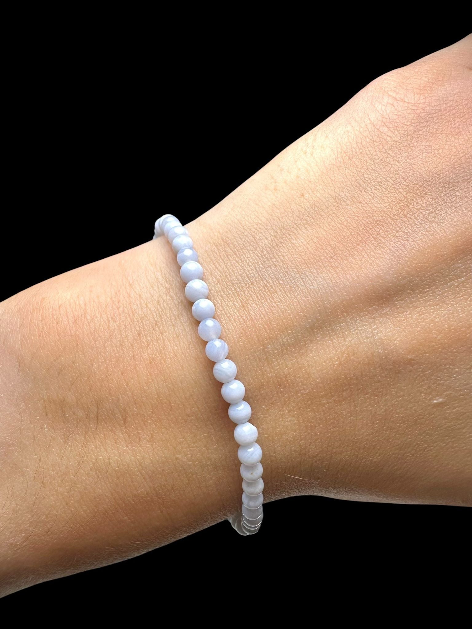 Chalcedony bracelet 3,8 mm