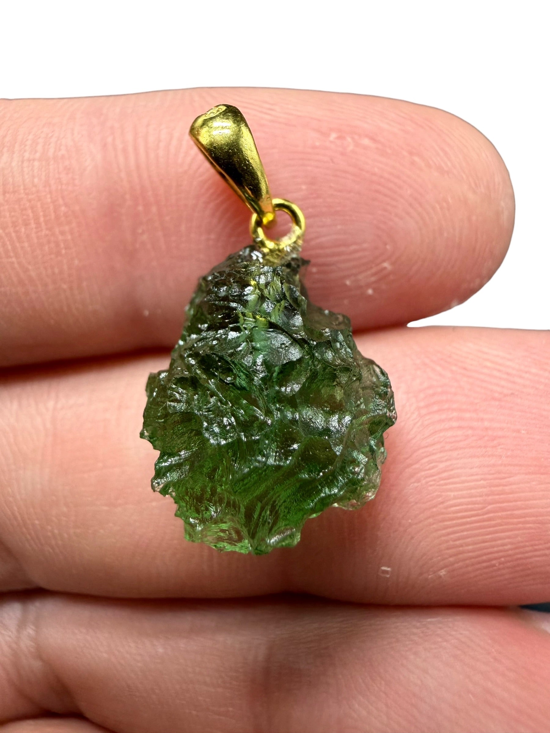 Gold-plated moldavite pendant 1,95g
