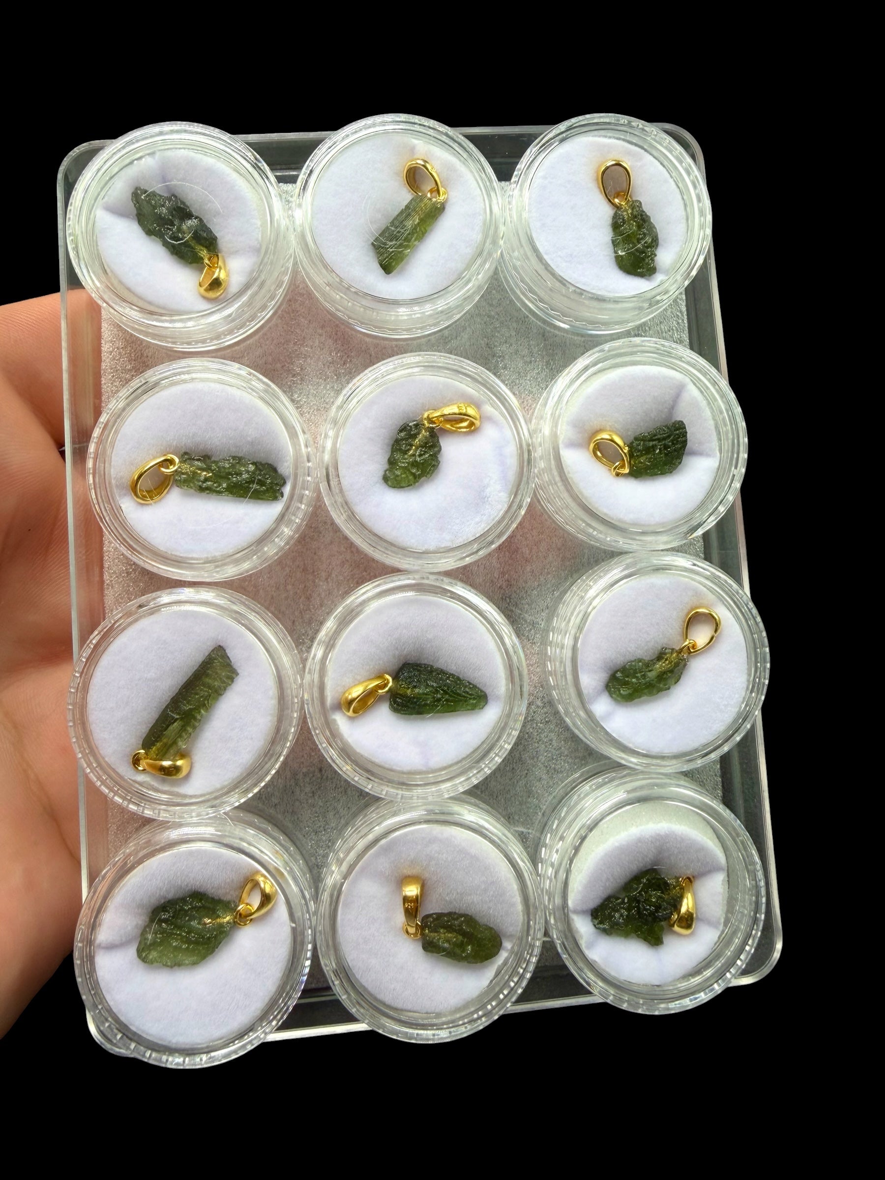 Gold-plated moldavite pendant 1,2-2cm – random piece - SPP/V031