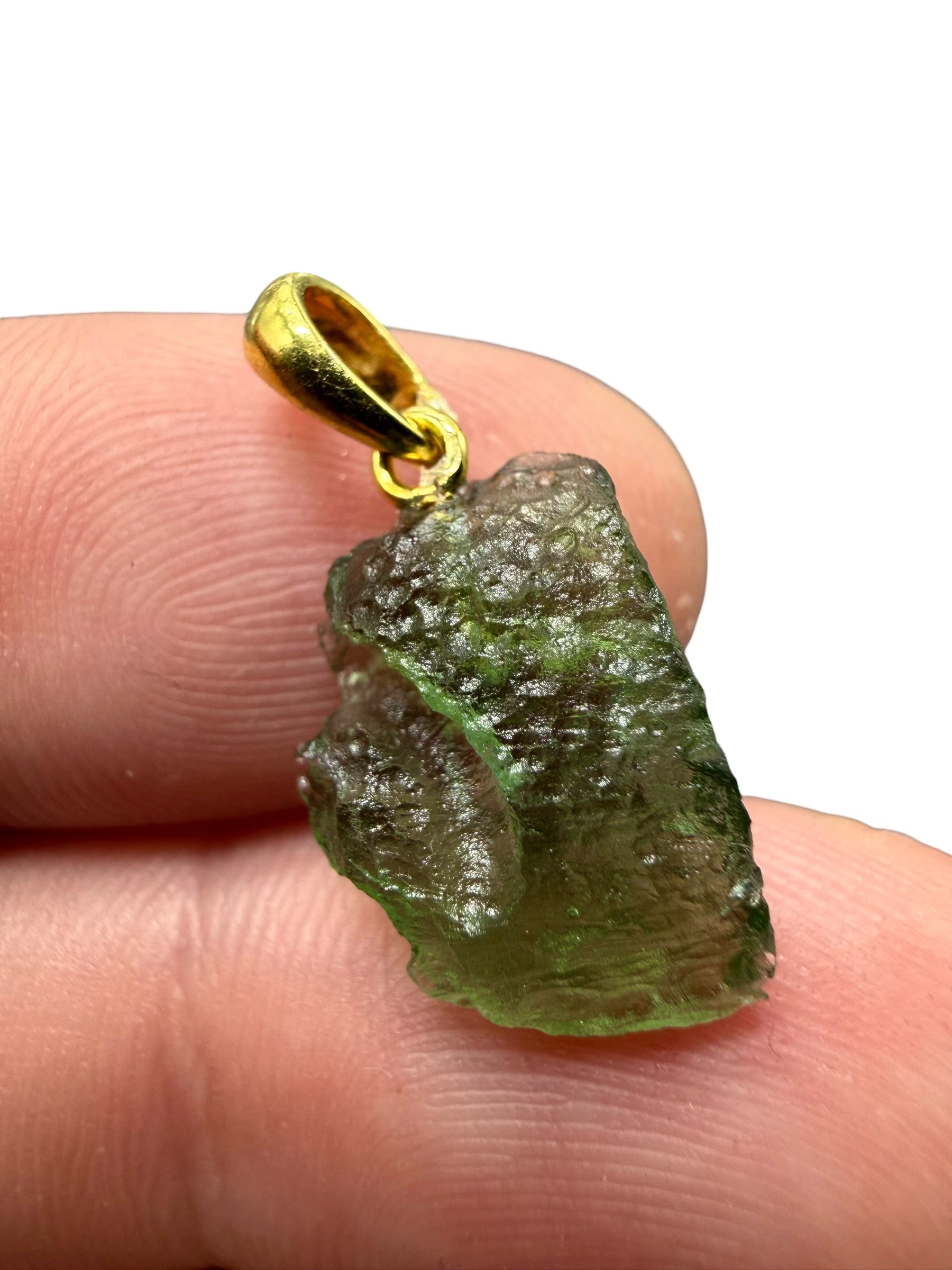 Gold-plated moldavite pendant 1,2g