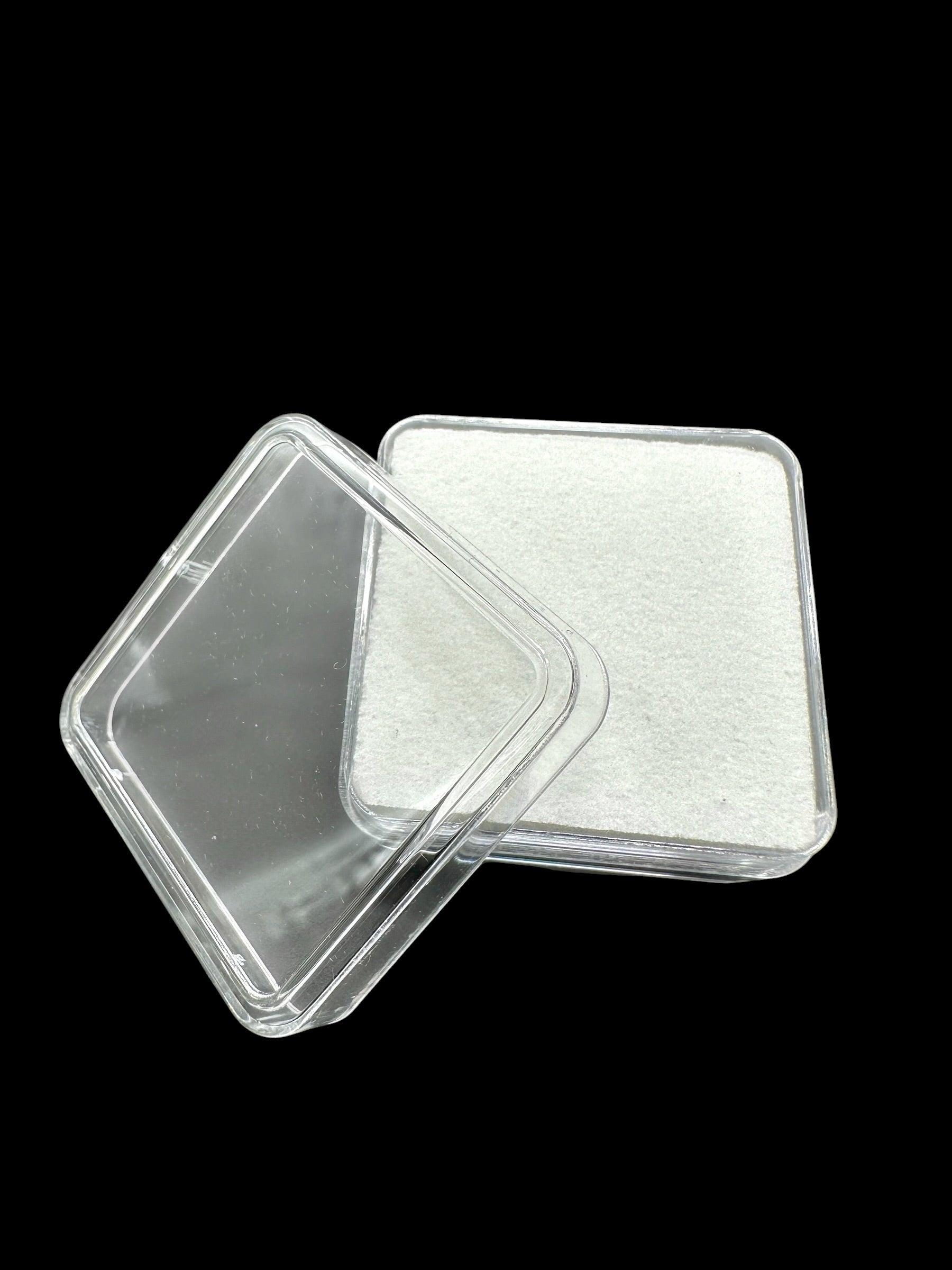 White sqaure box for mineral samples - PK014