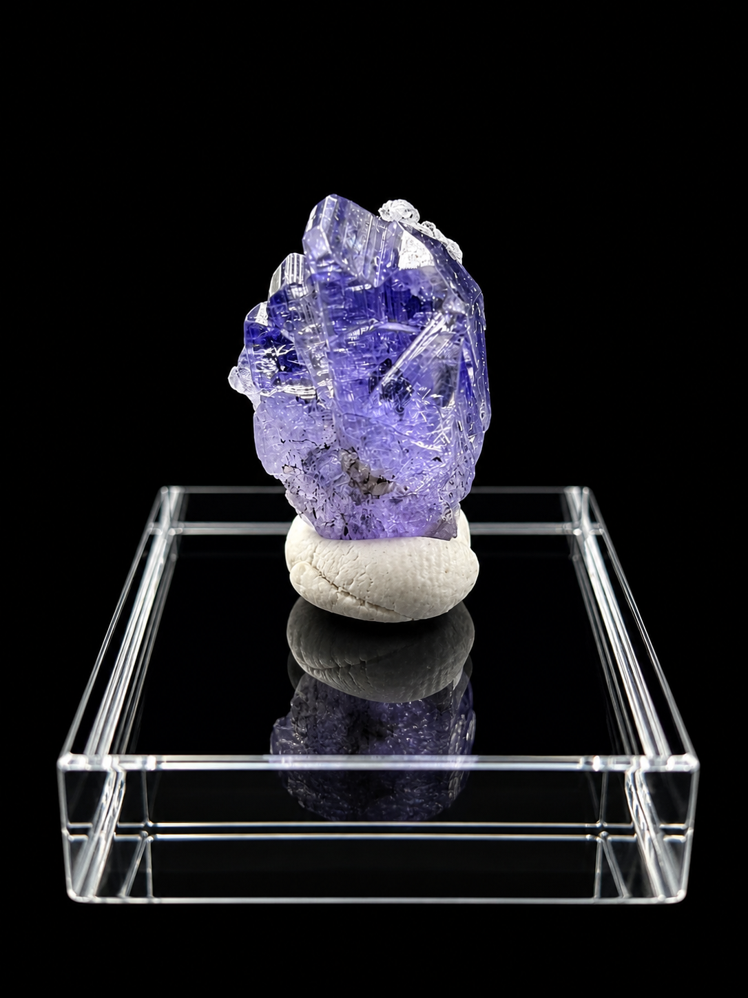 Tanzanite – Merelani Hills, Tanzania - TA017