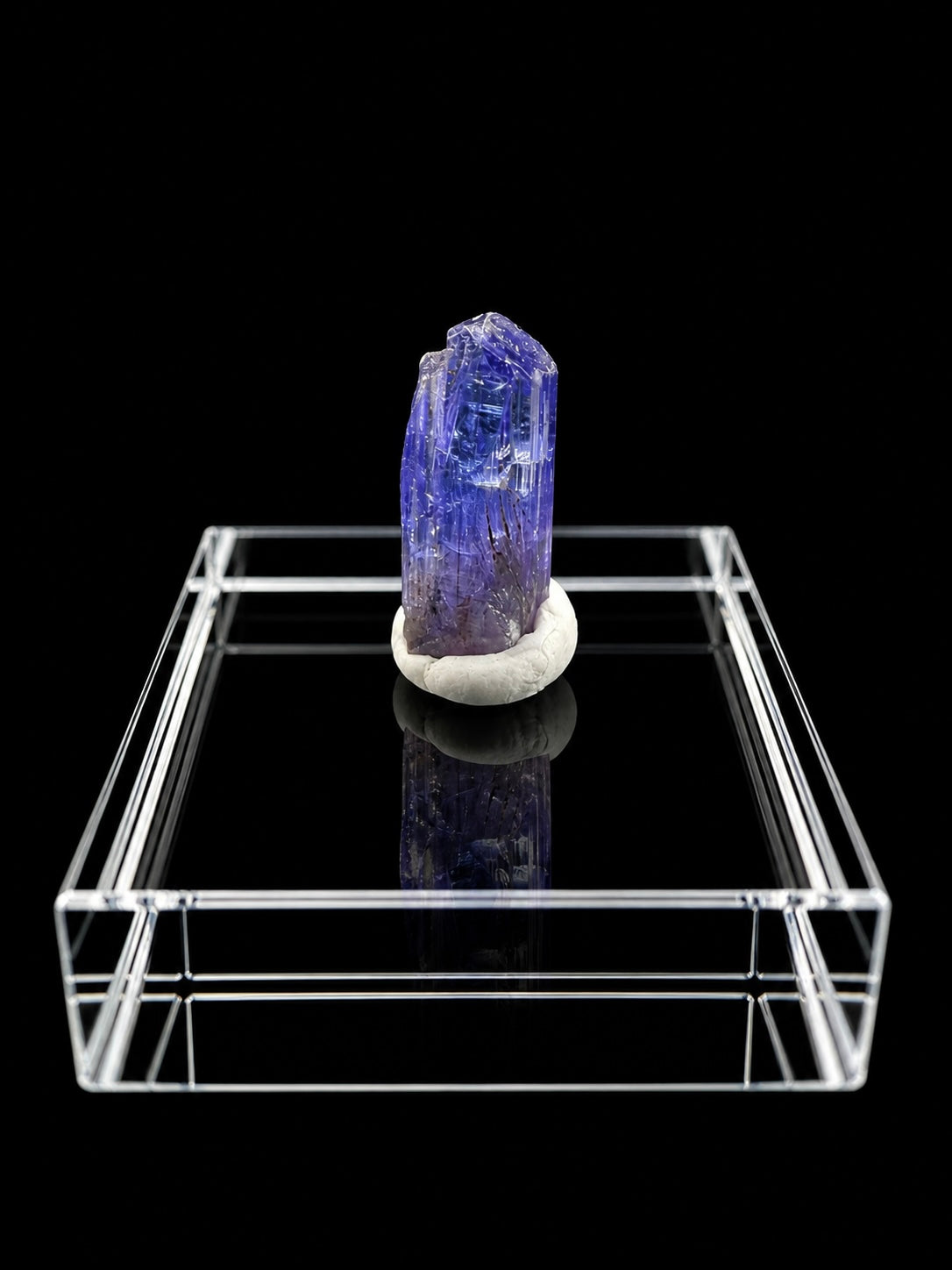 Tanzanite – Merelani Hills, Tanzania - TA019