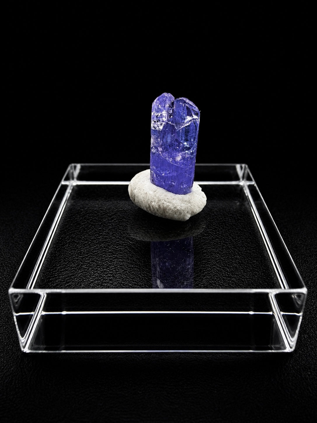 Tanzanite – Merelani Hills, Tanzania - TA023