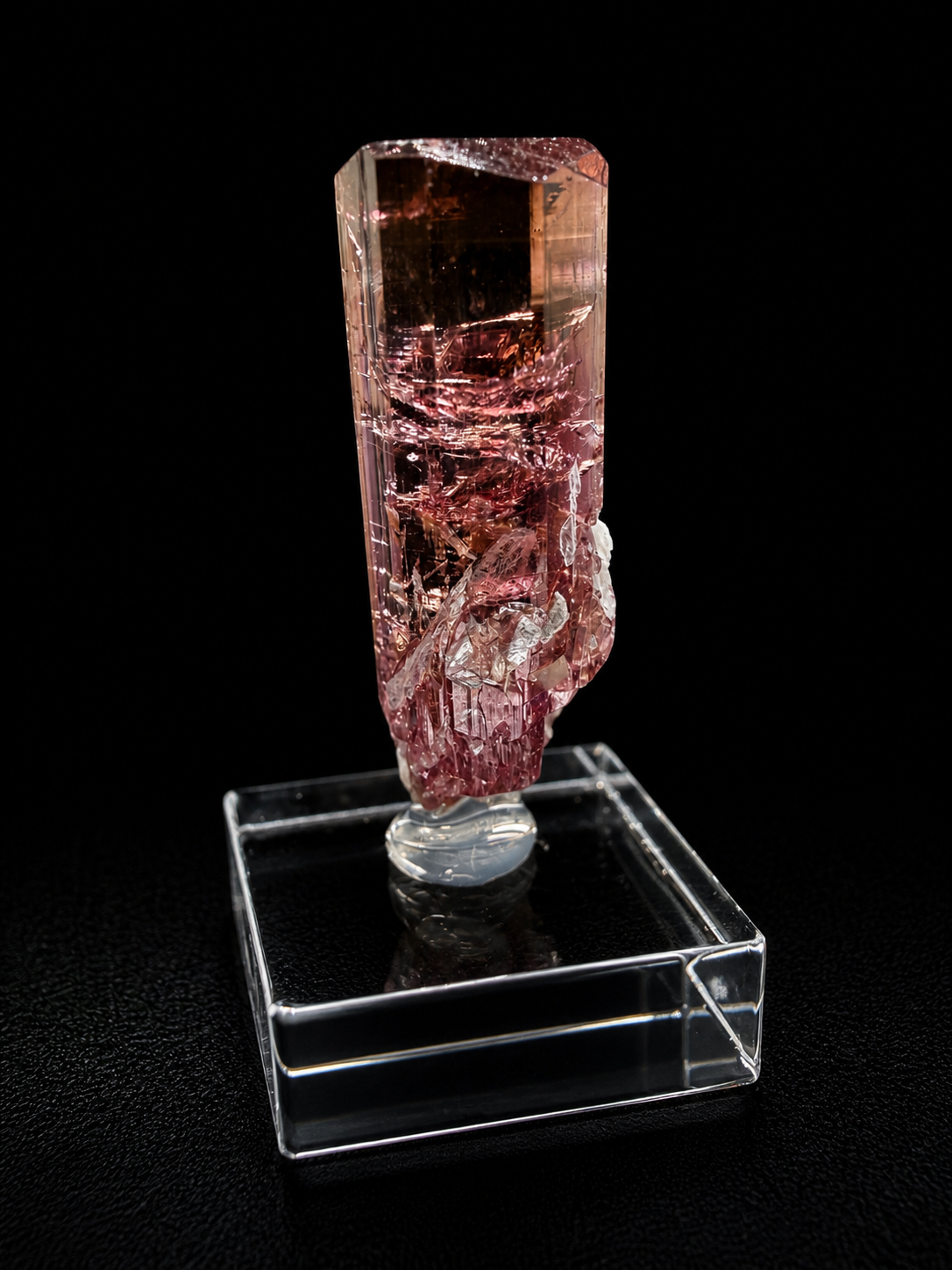 Rubellite – Befisiotra mine, Madagascar