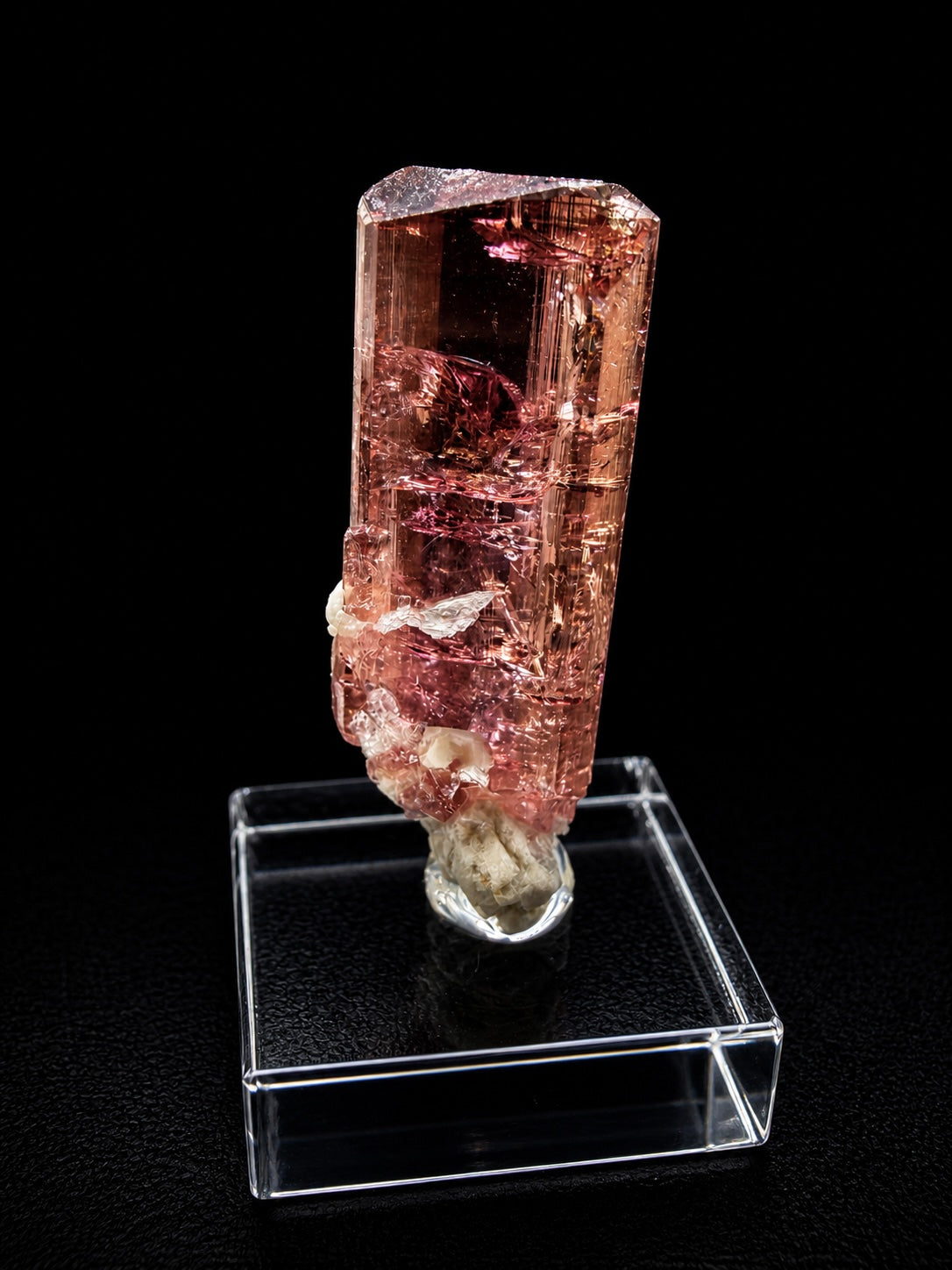 Rubellite – Befisiotra mine, Madagascar - RU017