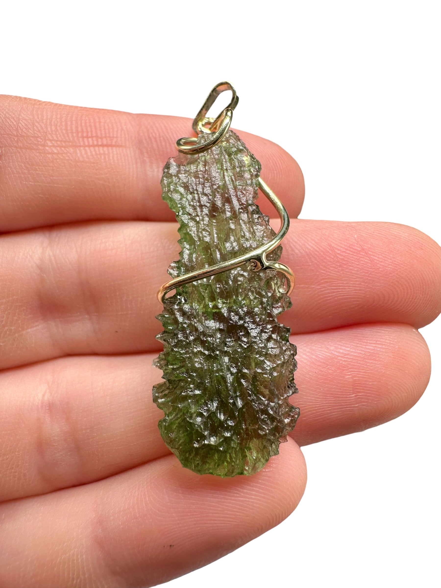 Gold moldavite pendant 5g