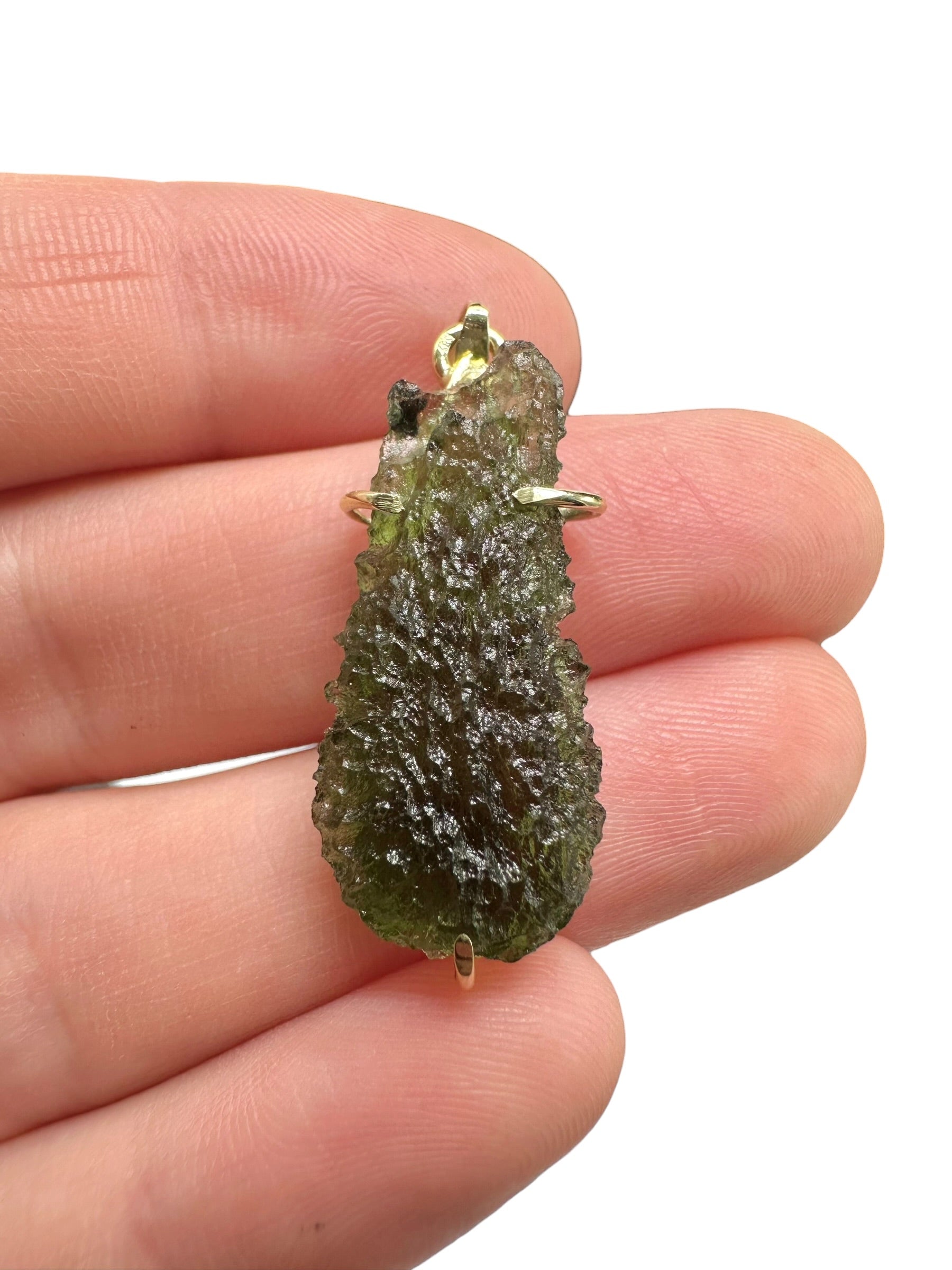 Gold moldavite pendant 3,29g