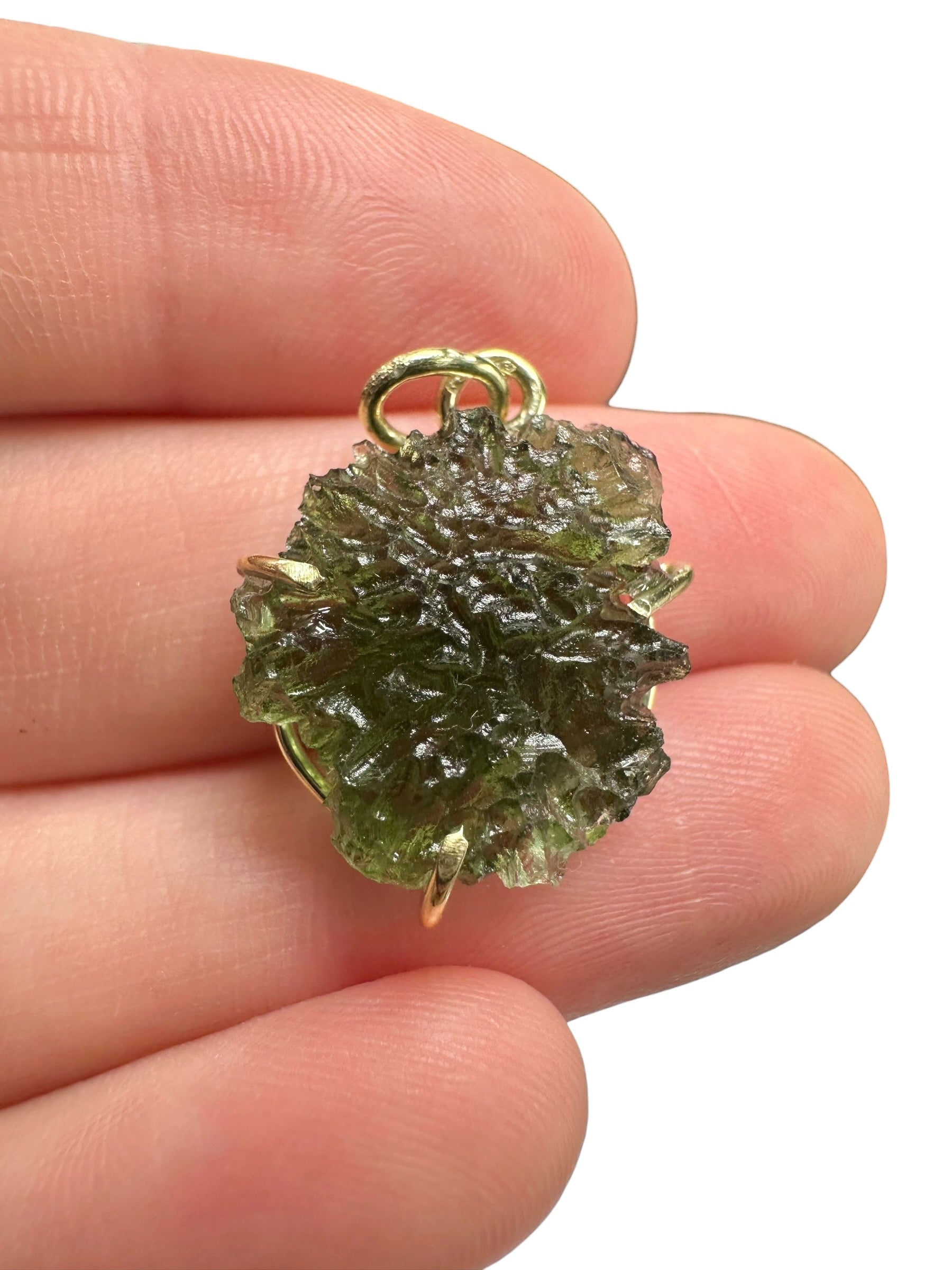 Gold moldavite pendant 2,9g