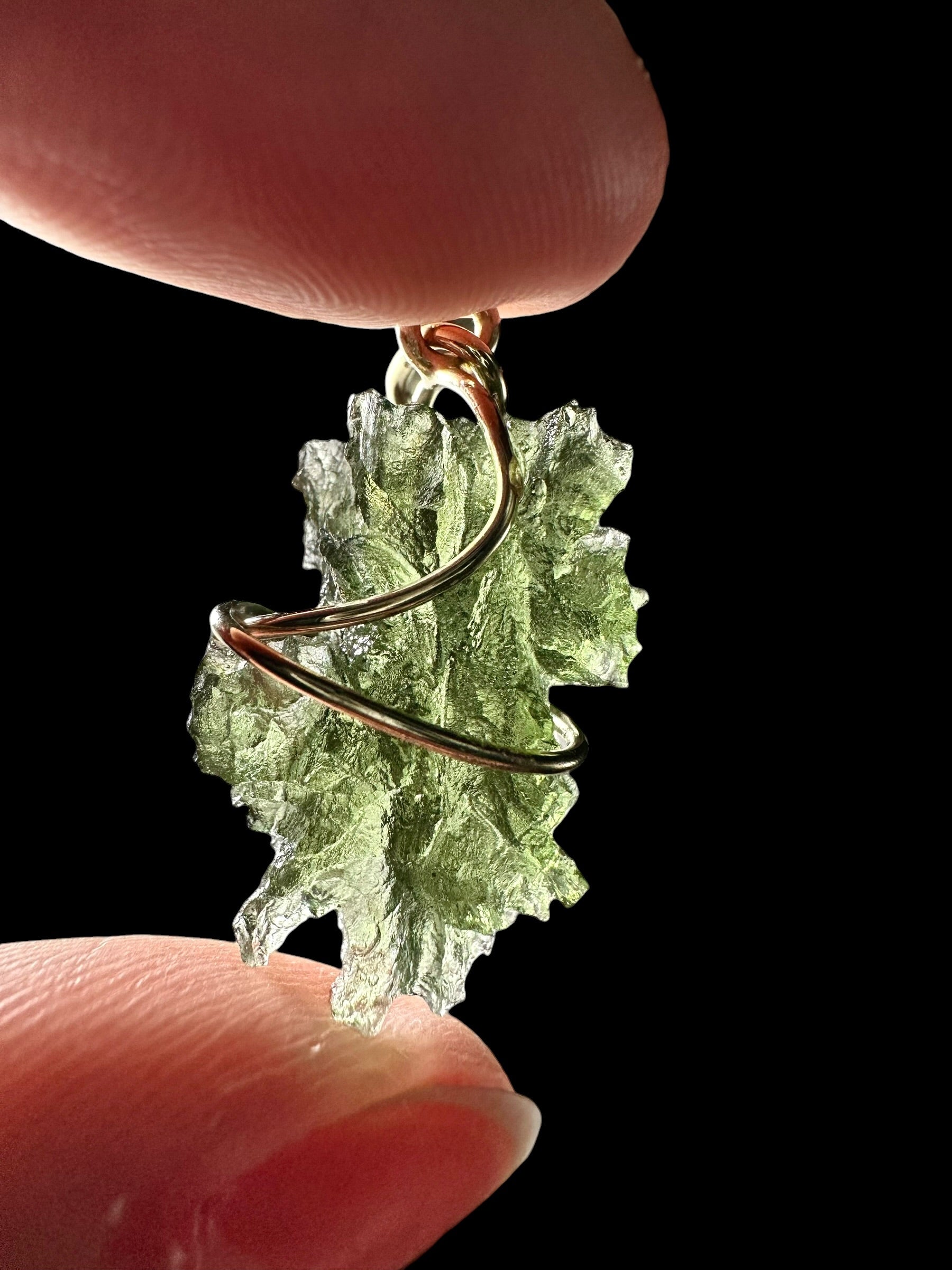 Gold moldavite pendant 3g from Besednice Jezkovna - ZP/V035