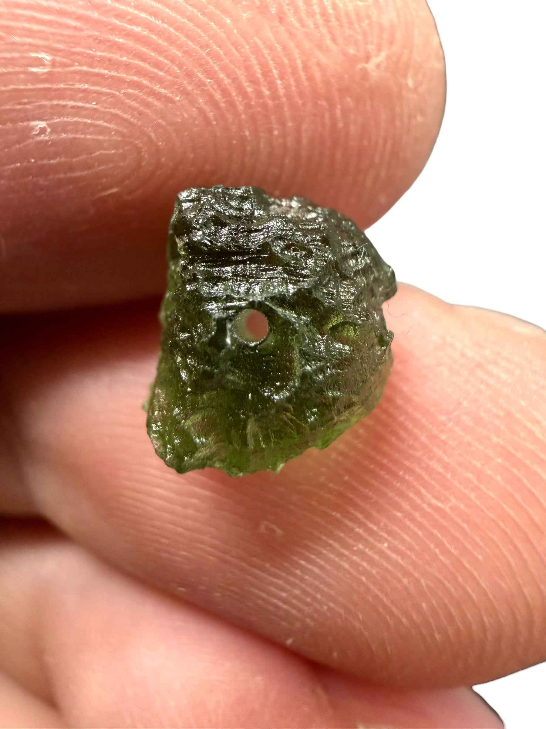 Perla di moldavite grezza 0,54g - VK017