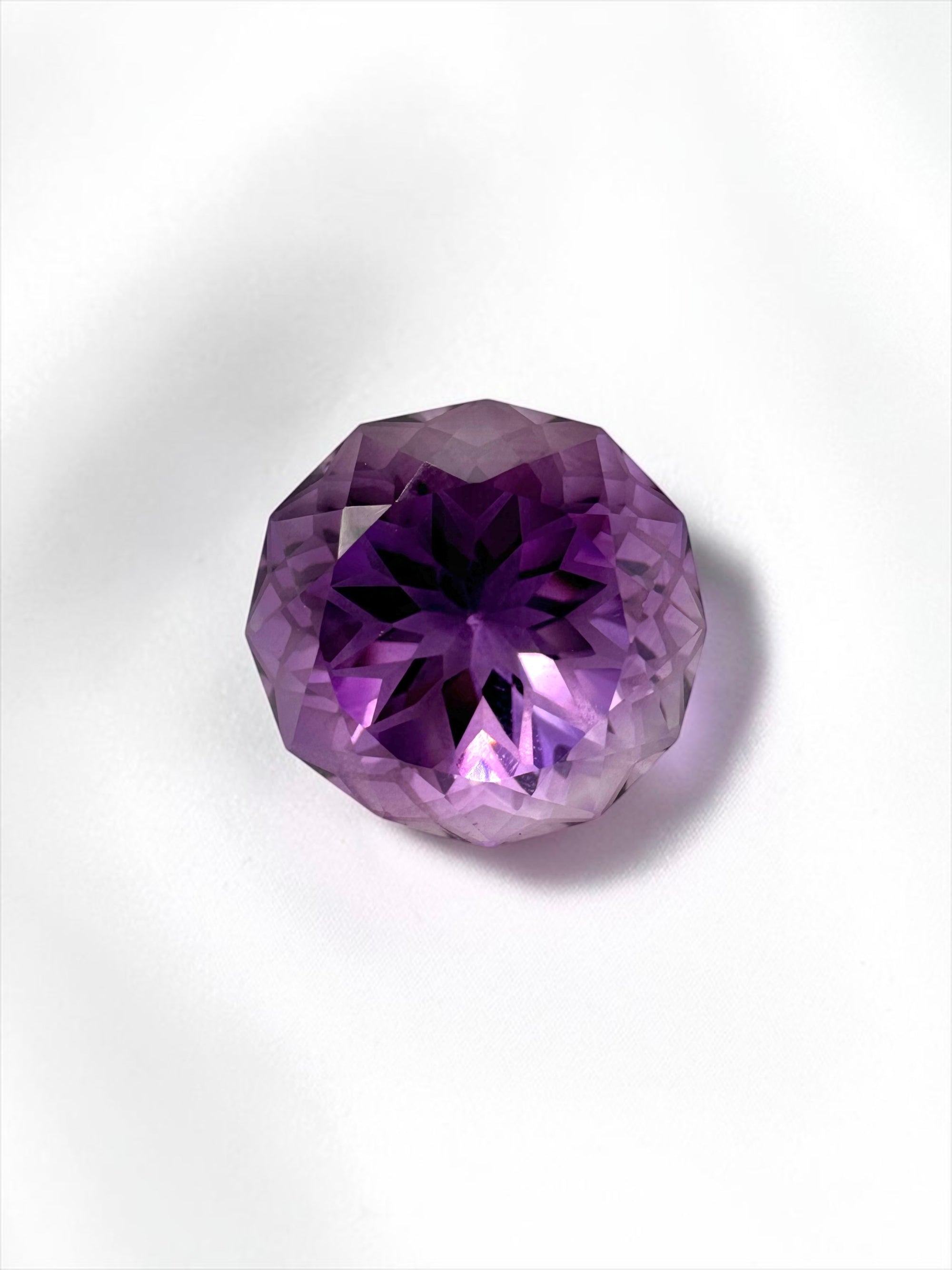 Faceted amethyst from Brazil 23,2ct