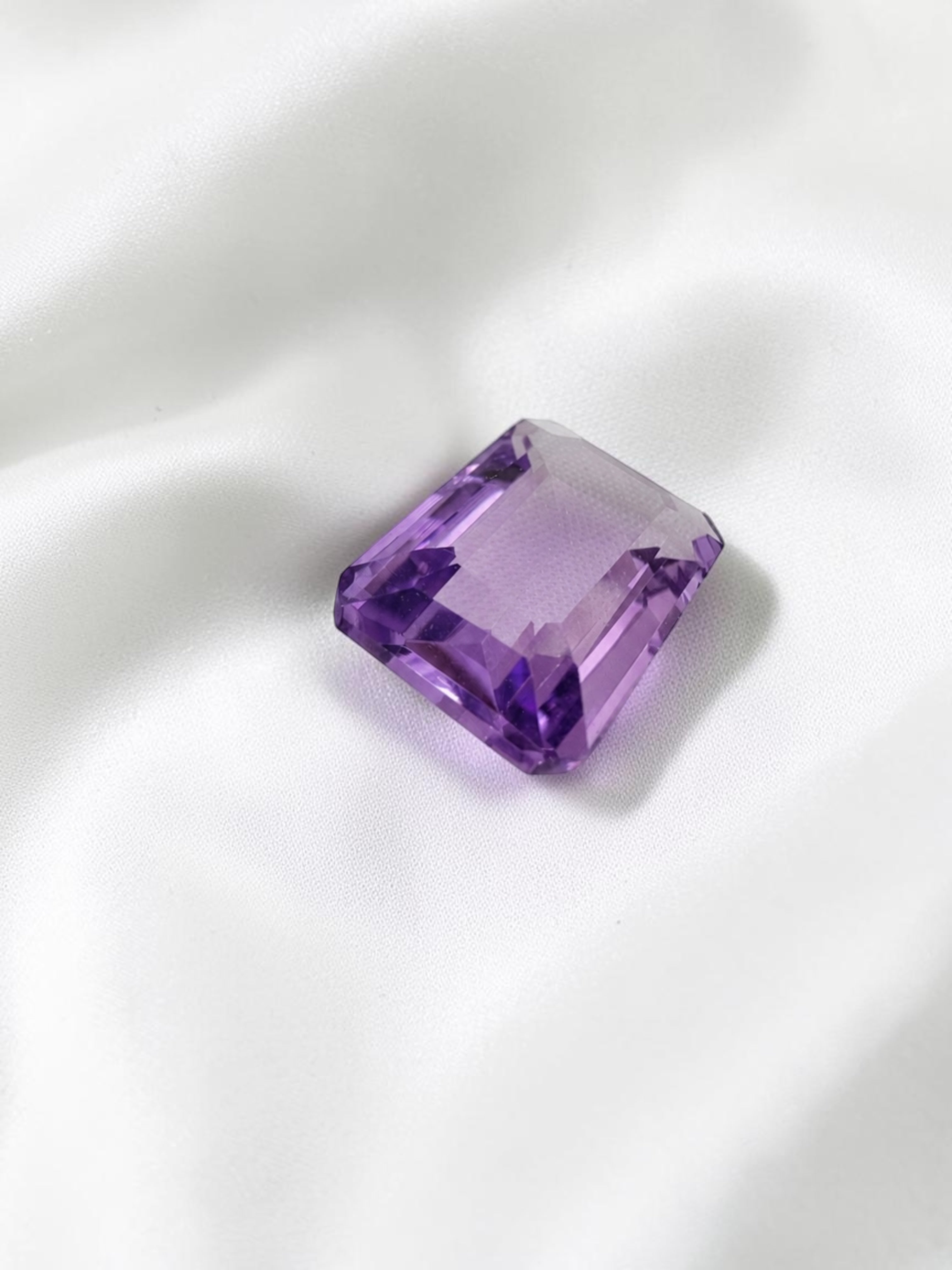 Faceted amethyst from Brazil 6,3ct - BAM02