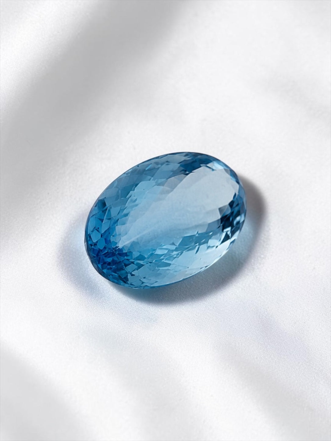 Faceted blue topaz from Brazil 16,2ct - BT01