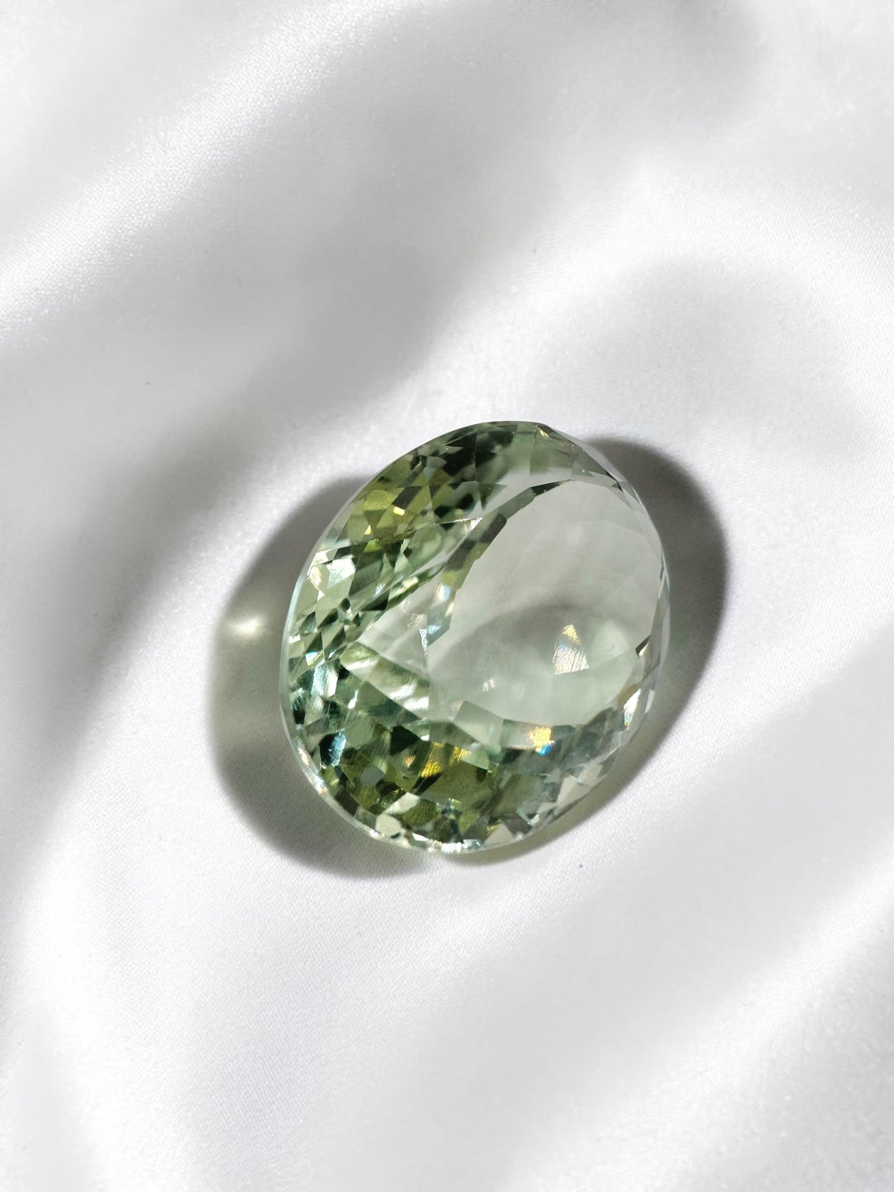 Faceted prasiolite from Brazil 19,9ct - BPR01
