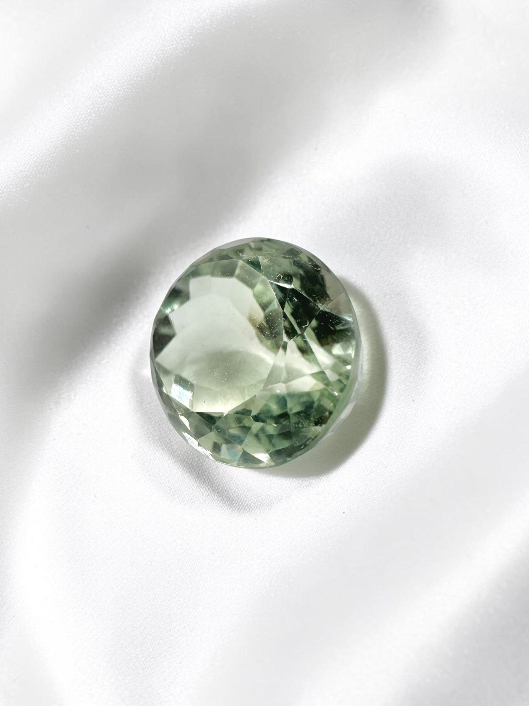 Faceted prasiolite from Brazil 13,7ct - BPR03