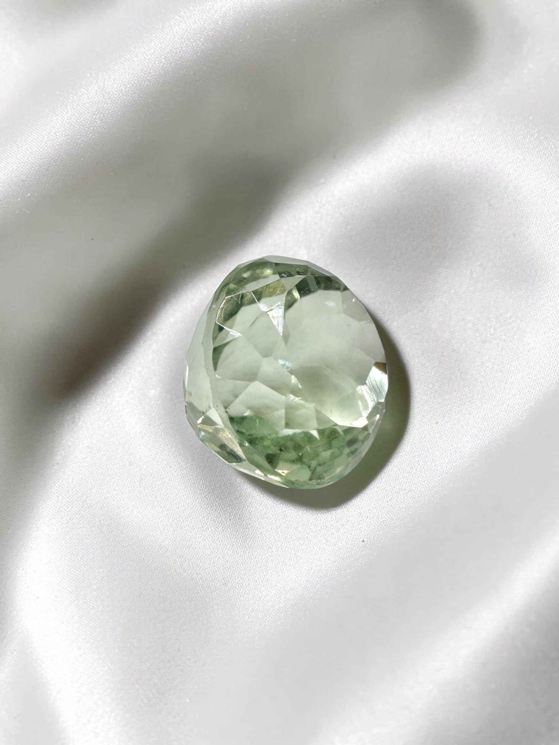 Faceted prasiolite from Brazil 13,7ct - BPR03