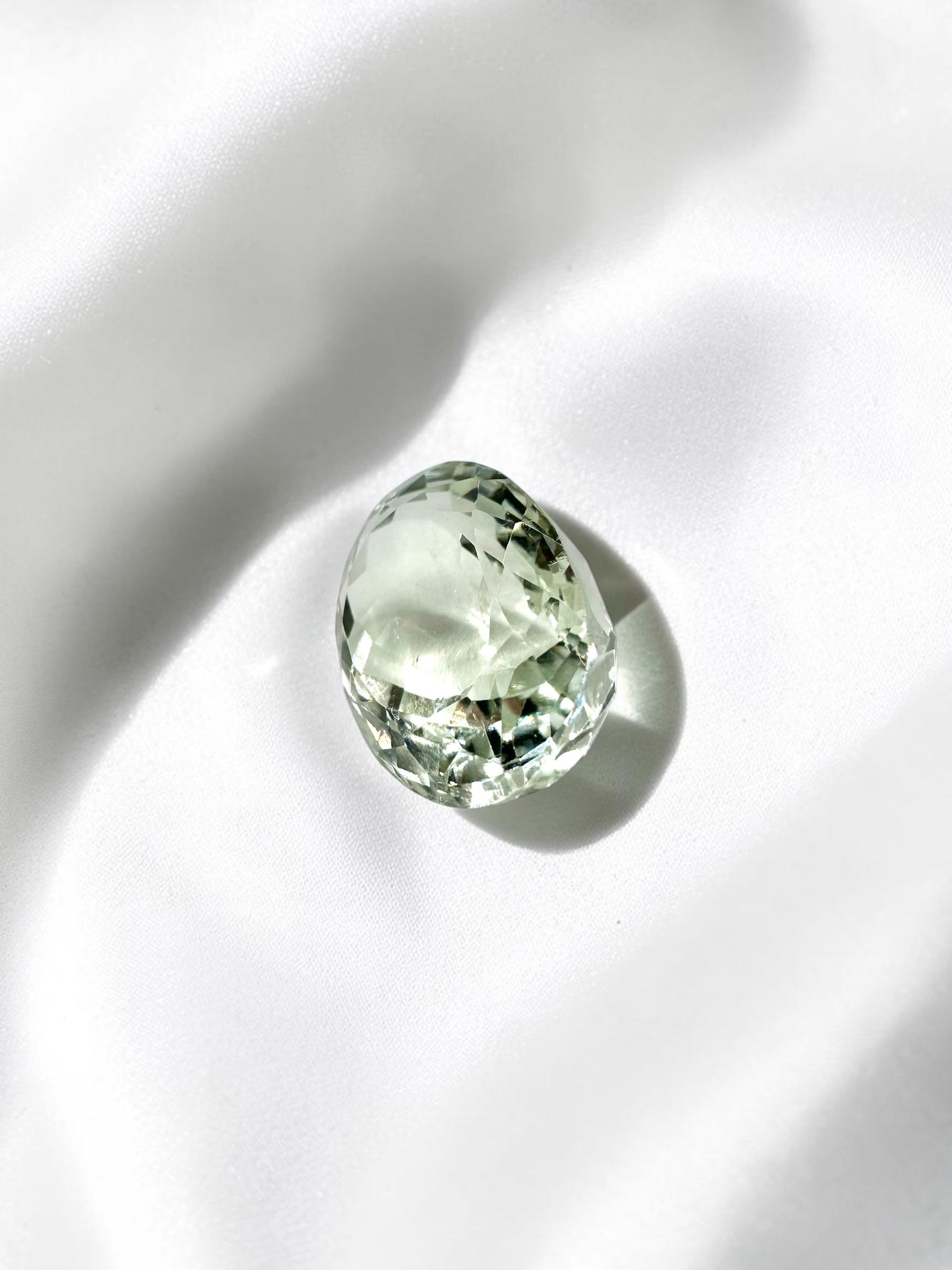 Faceted prasiolite from Brazil 9,8ct - BPR05