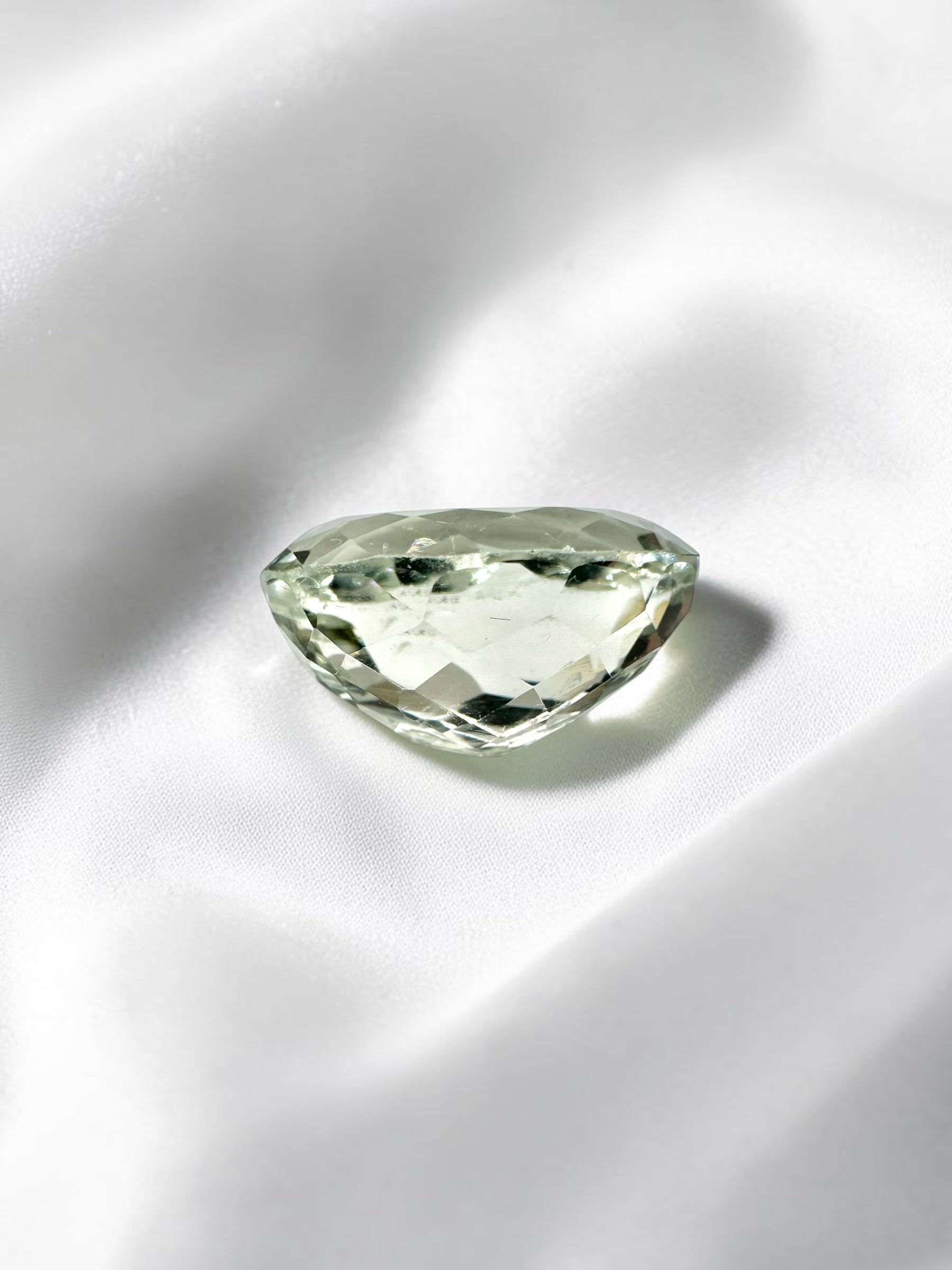 Faceted prasiolite from Brazil 9,8ct - BPR05