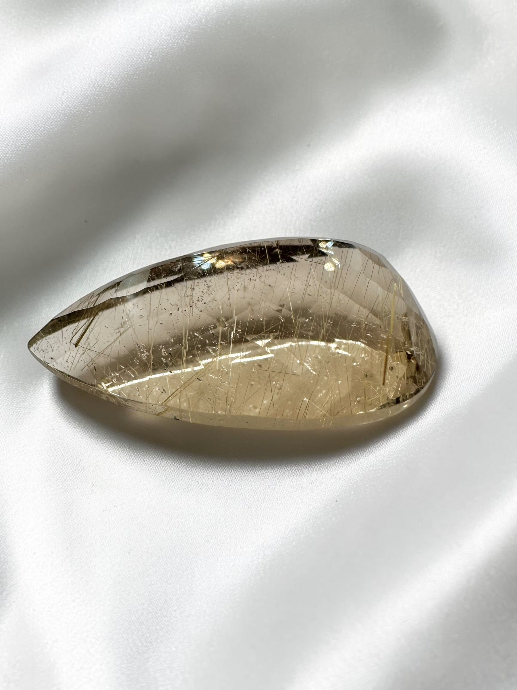 Faceted smoky quartz with rutile from Brazil 31ct - BZR04
