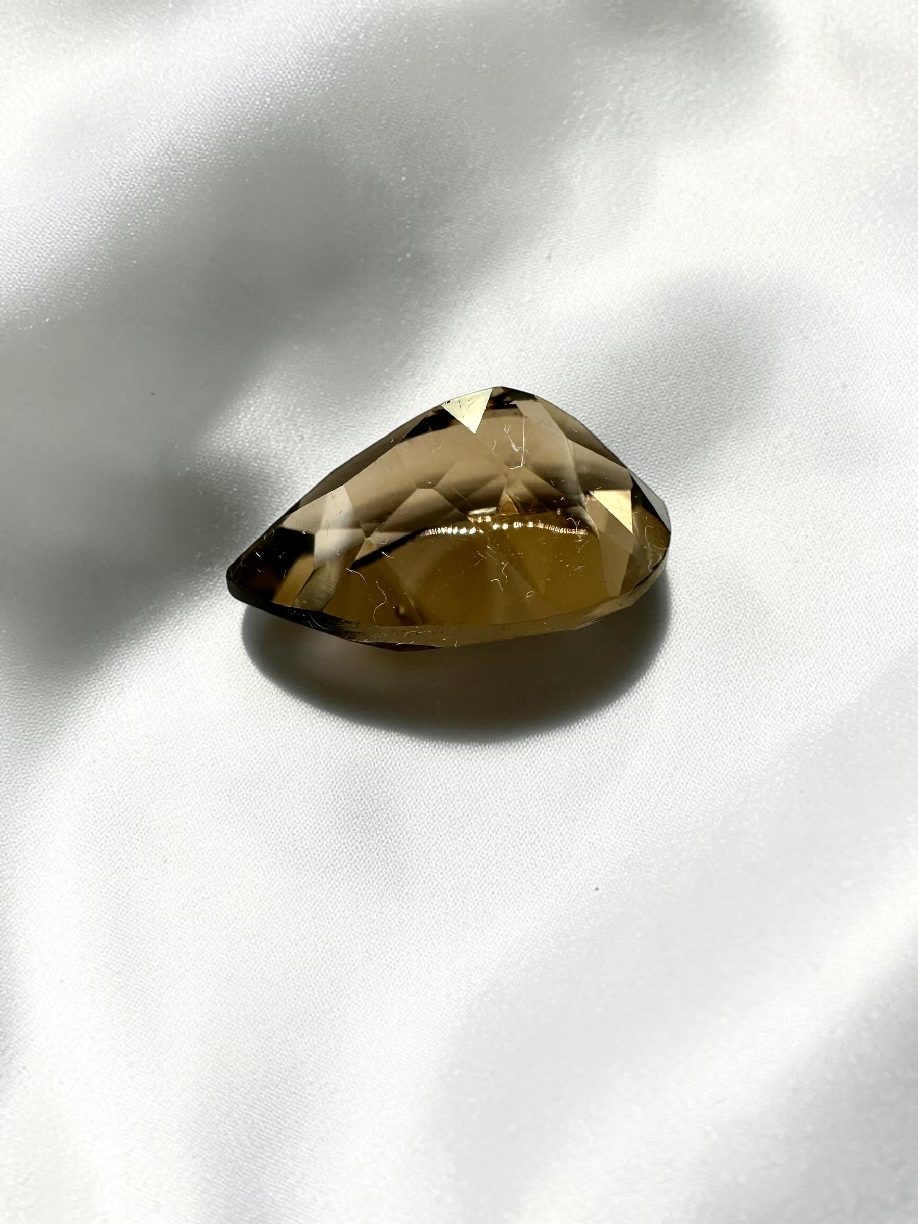 Faceted smoky quartz from Brazil 4,9ct - BZA03