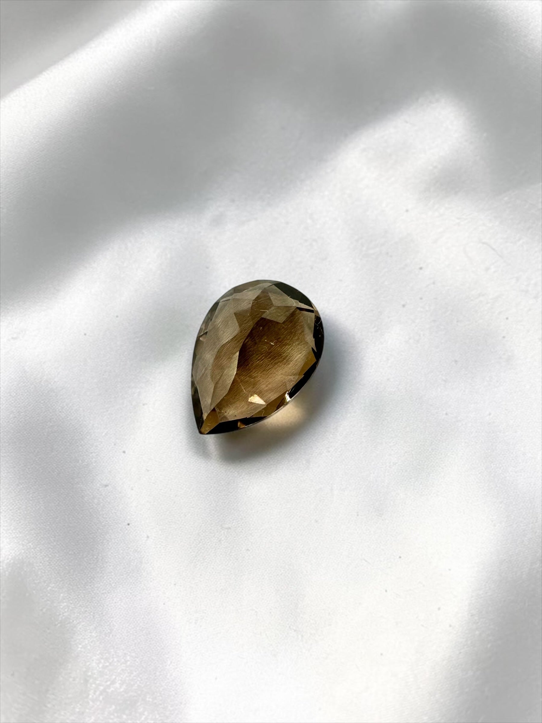 Faceted smoky quartz from Brazil 4,9ct - BZA03