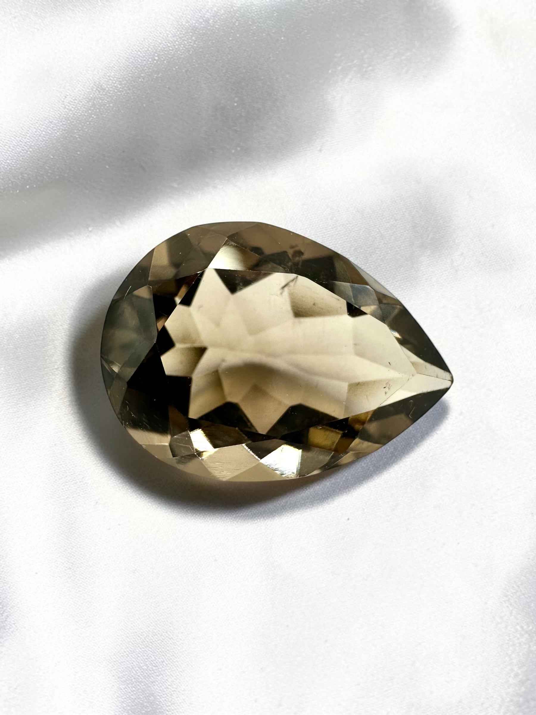 Quarzo fumé sfaccettato dal Brasile 4,9ct - BZA03