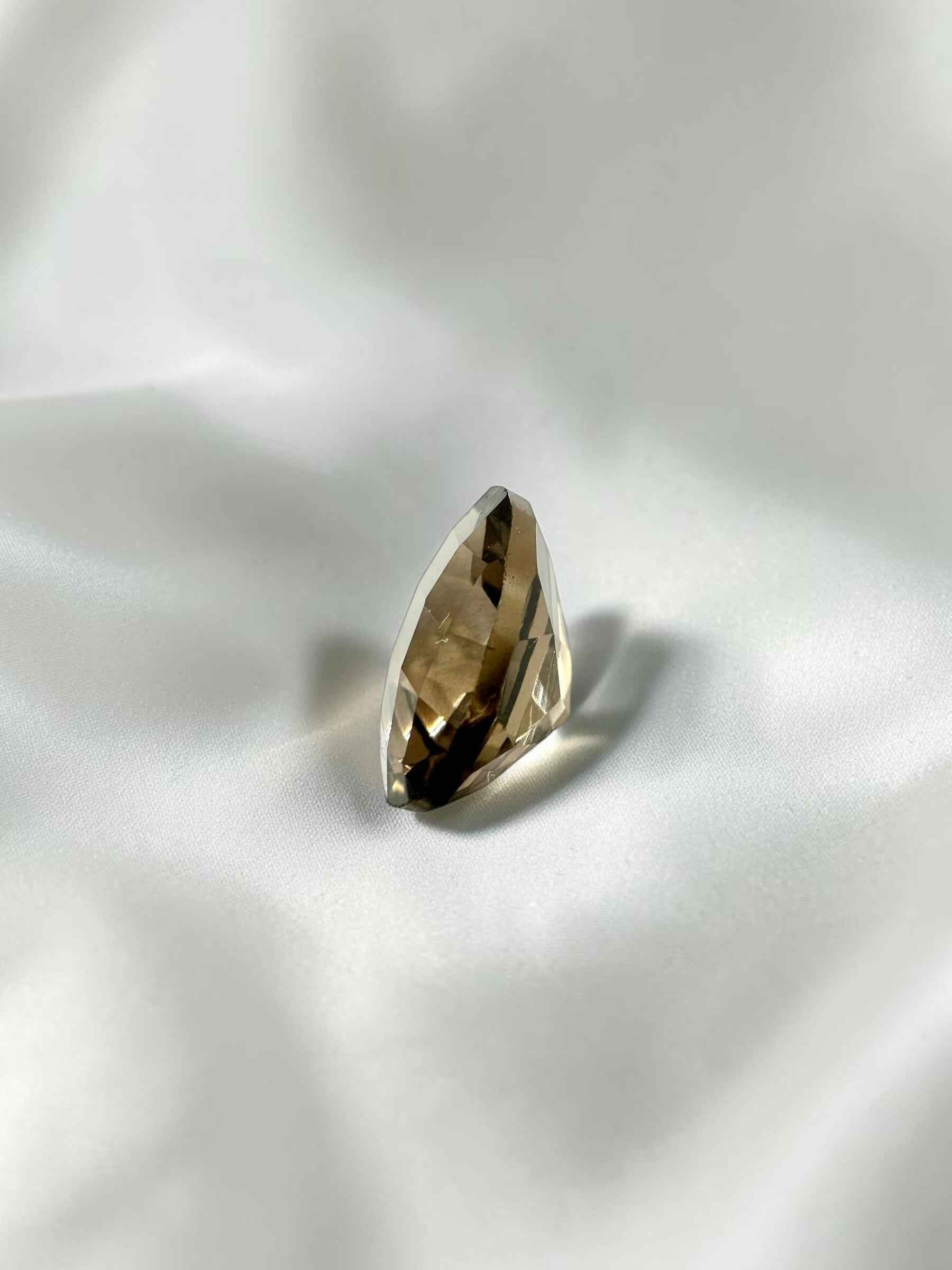 Quarzo fumé sfaccettato dal Brasile 2,25ct - BZA04