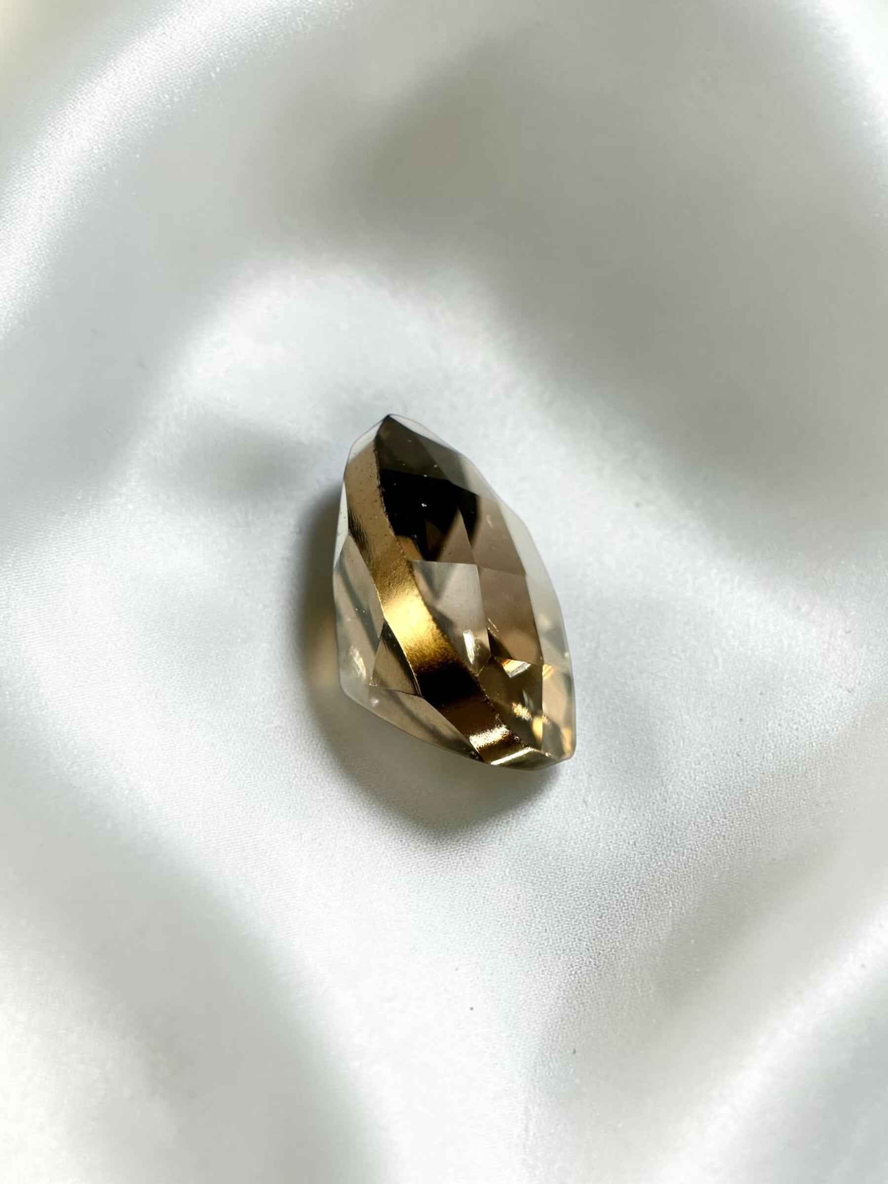 Quarzo fumé sfaccettato dal Brasile 2,25ct - BZA04