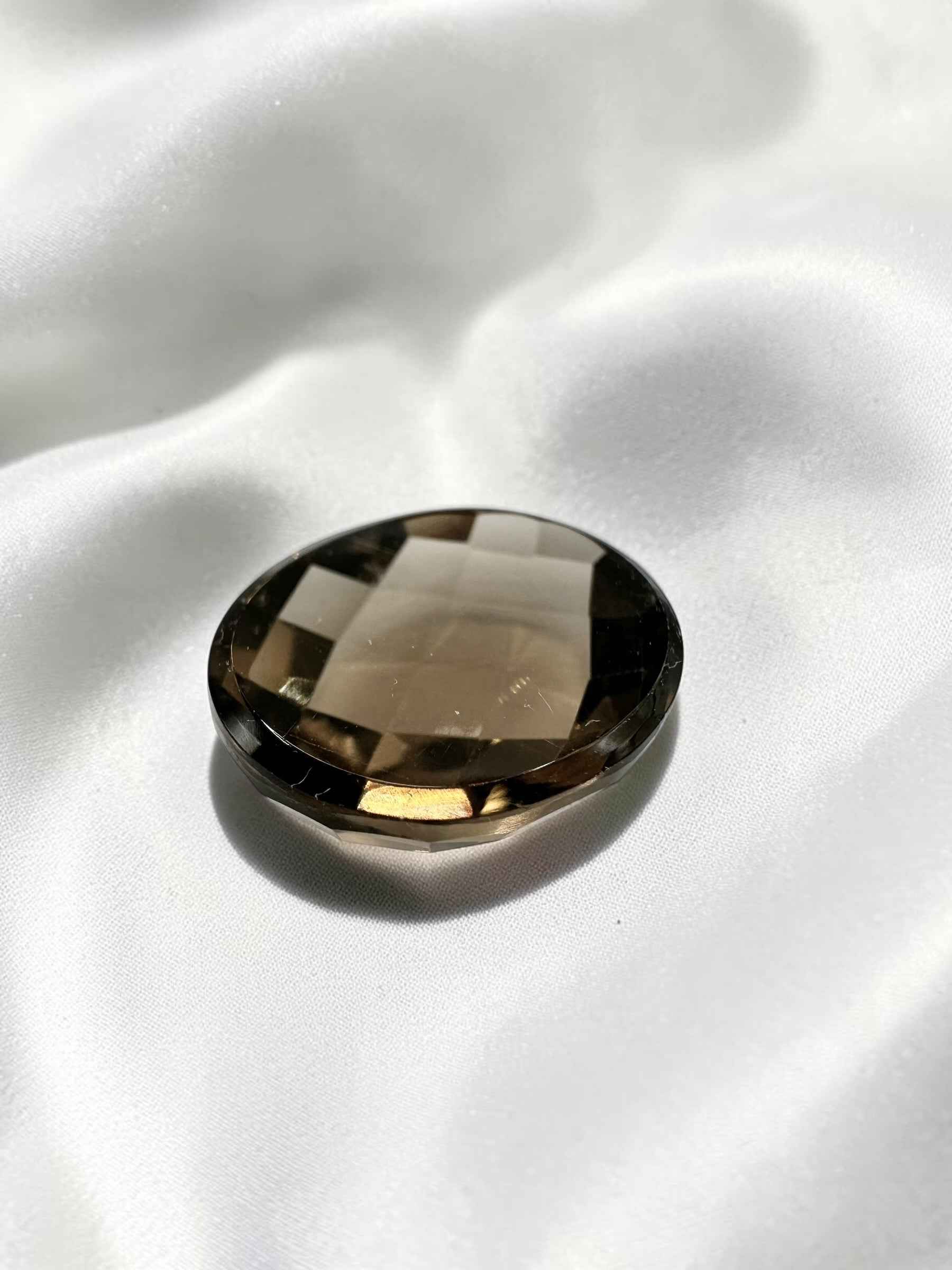 Quarzo fumé sfaccettato con base piatta dal Brasile 6,65ct - BZA05